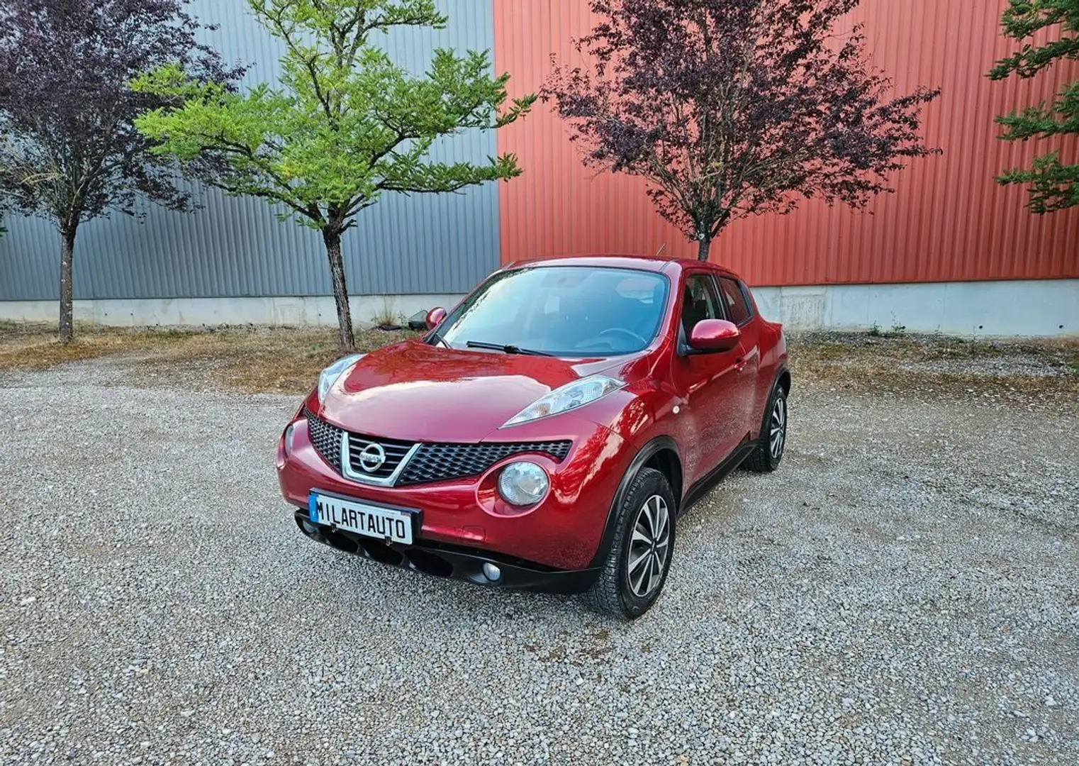 Nissan Juke 1.5DCI Acenta Très Bon Etat... Rouge - 1