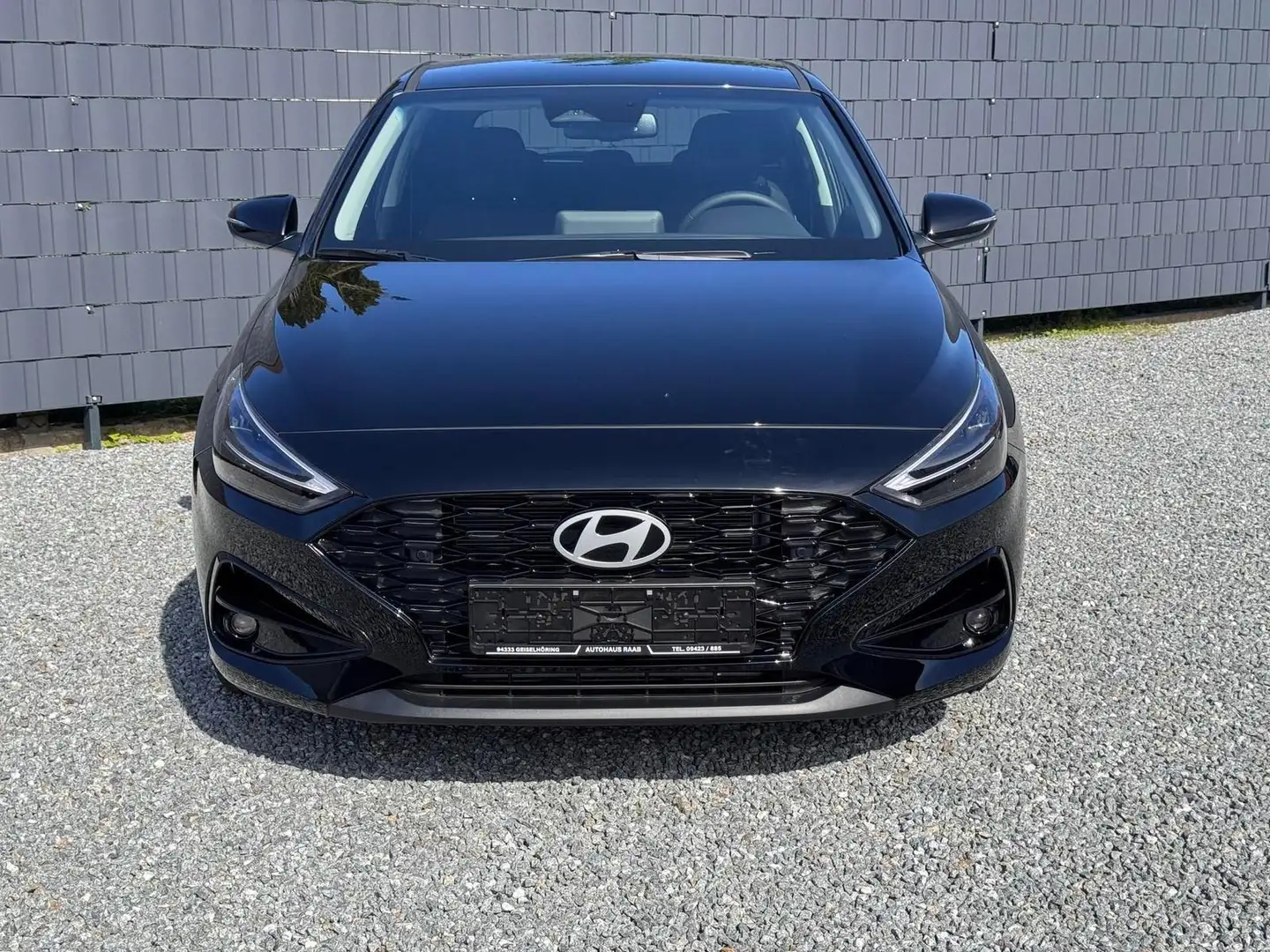 Hyundai i30 Family HB Smart Paket 2026 85 kW (116 PS), Scha... Schwarz - 2