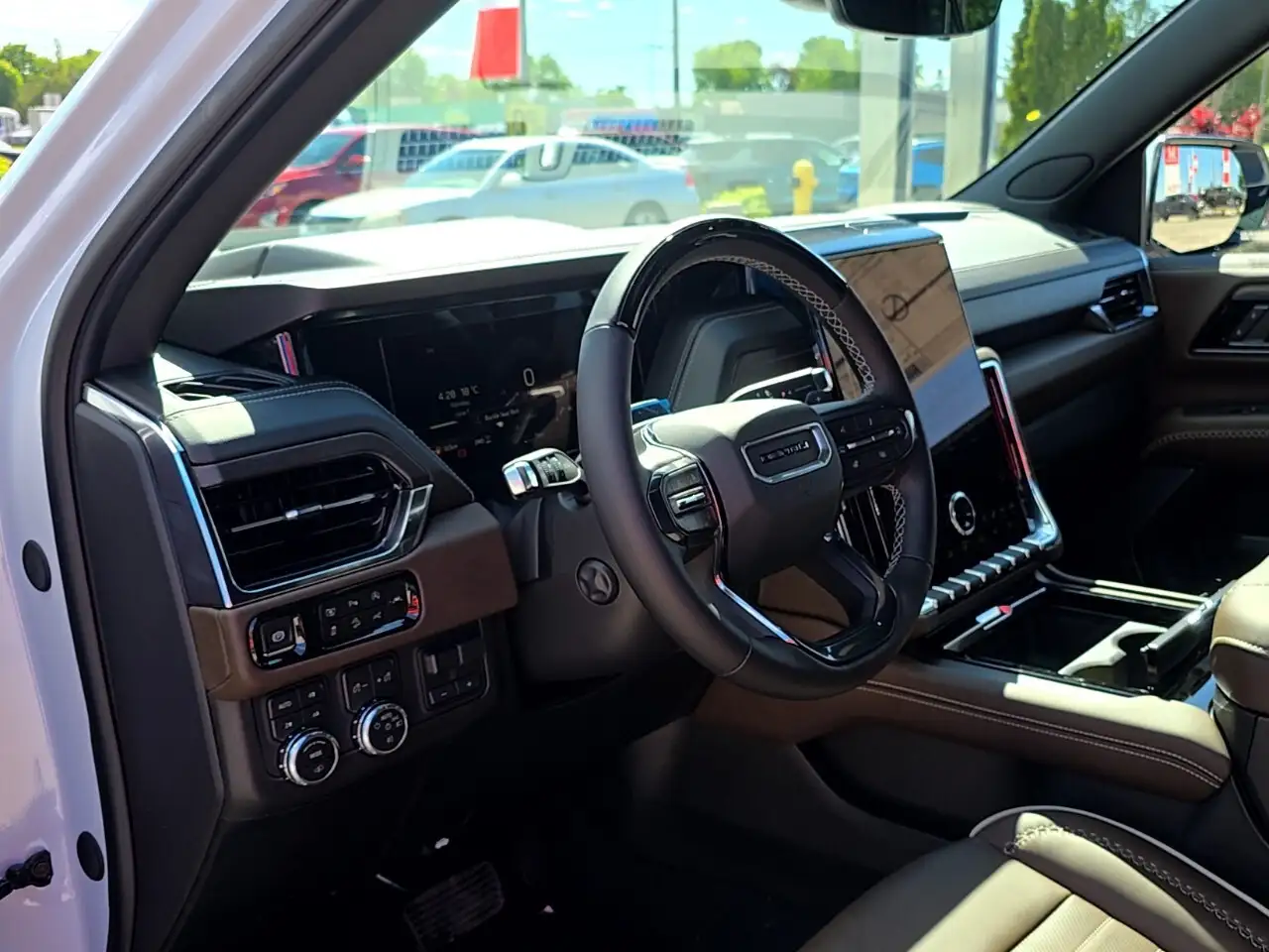 GMC Yukon снимка GMC Yukon