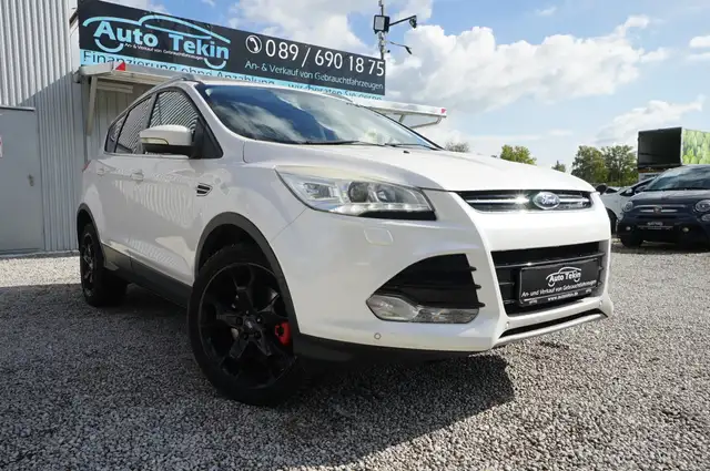 Ford Kuga 2.0 TDCi 4x4 Titanium |Winter-Paket| |LED|