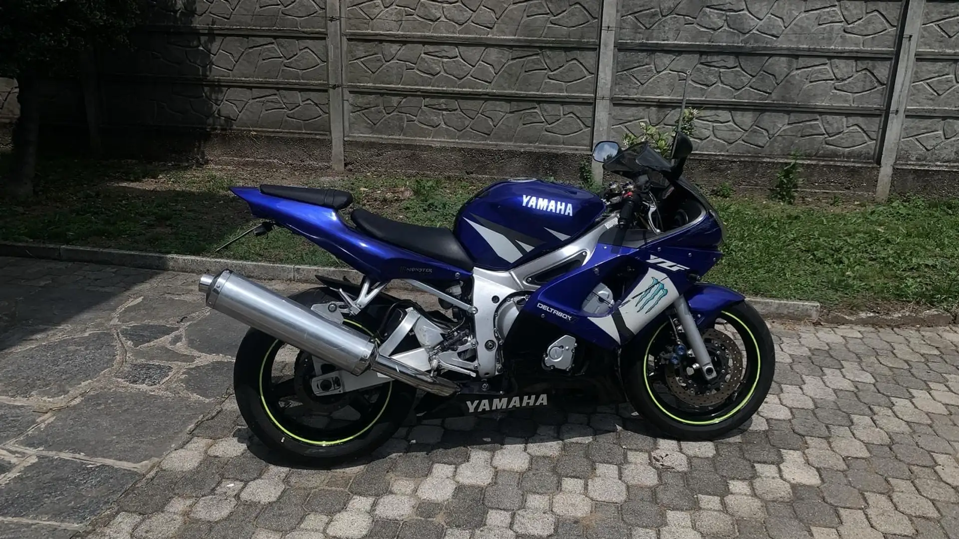 Yamaha YZF-R6 blu e bianca Синий - 2