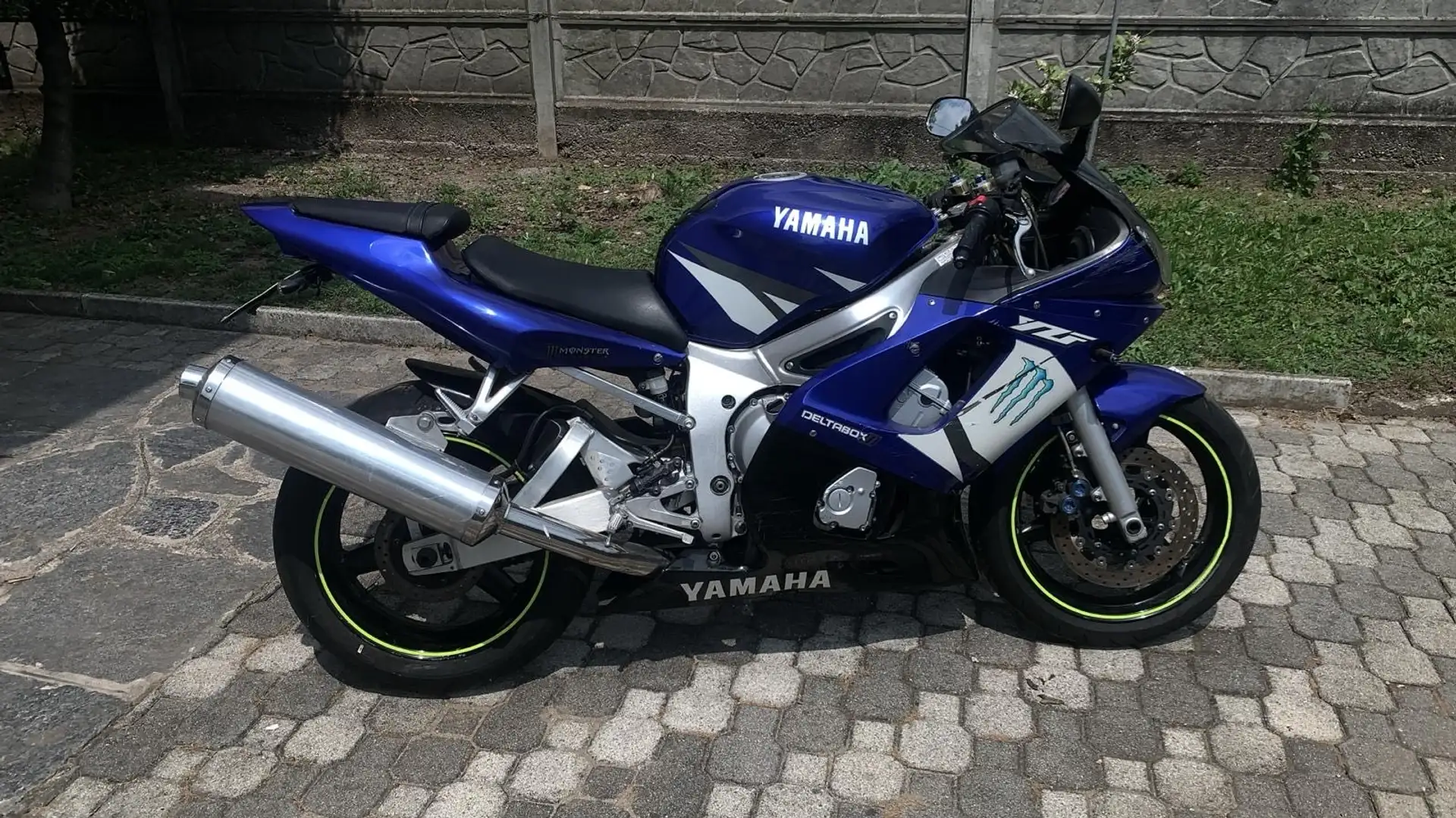 Yamaha YZF-R6 blu e bianca Синий - 1