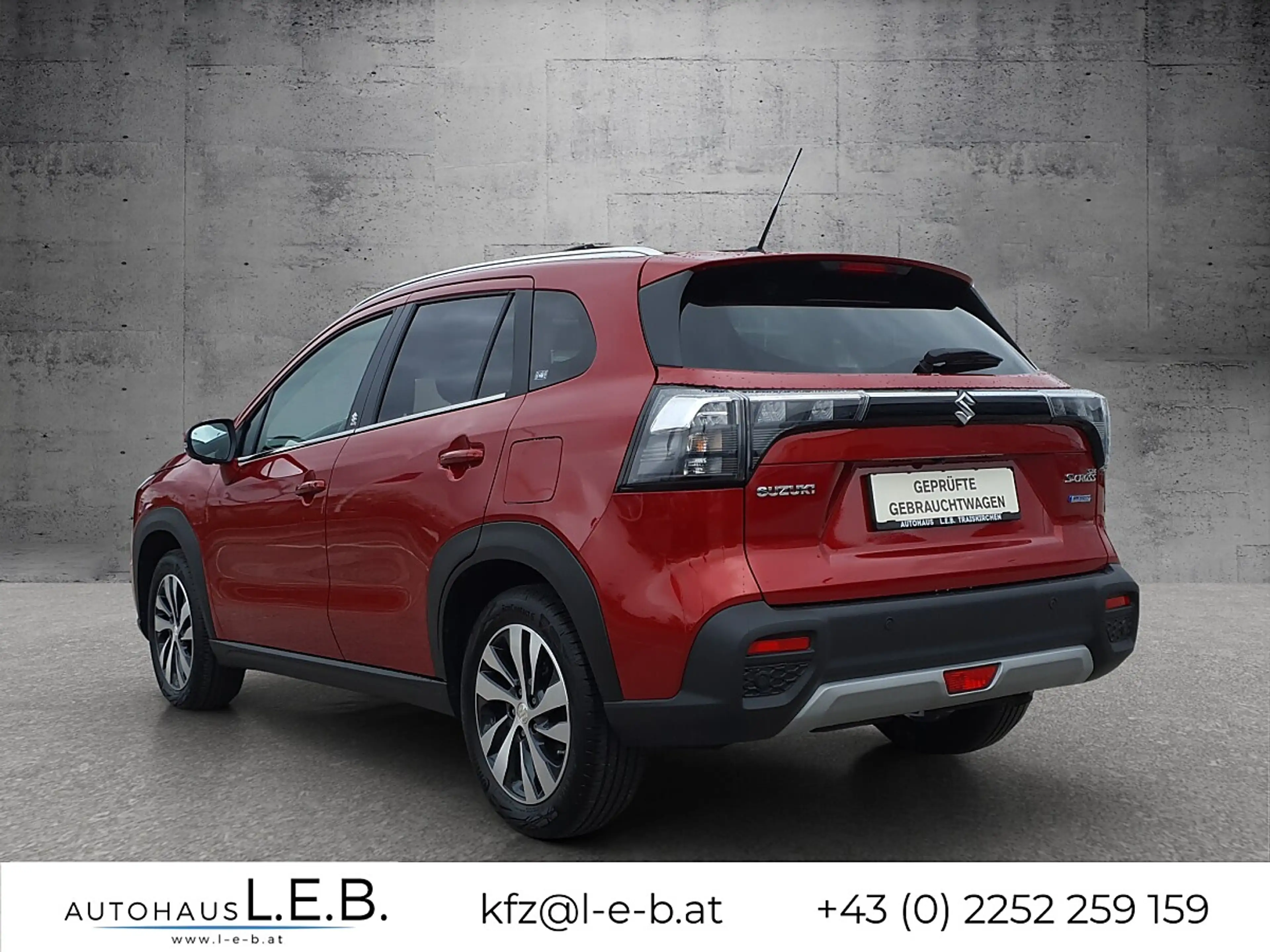 Suzuki S-Cross 1,4 DITC Hybrid flash Aut. — photo 4