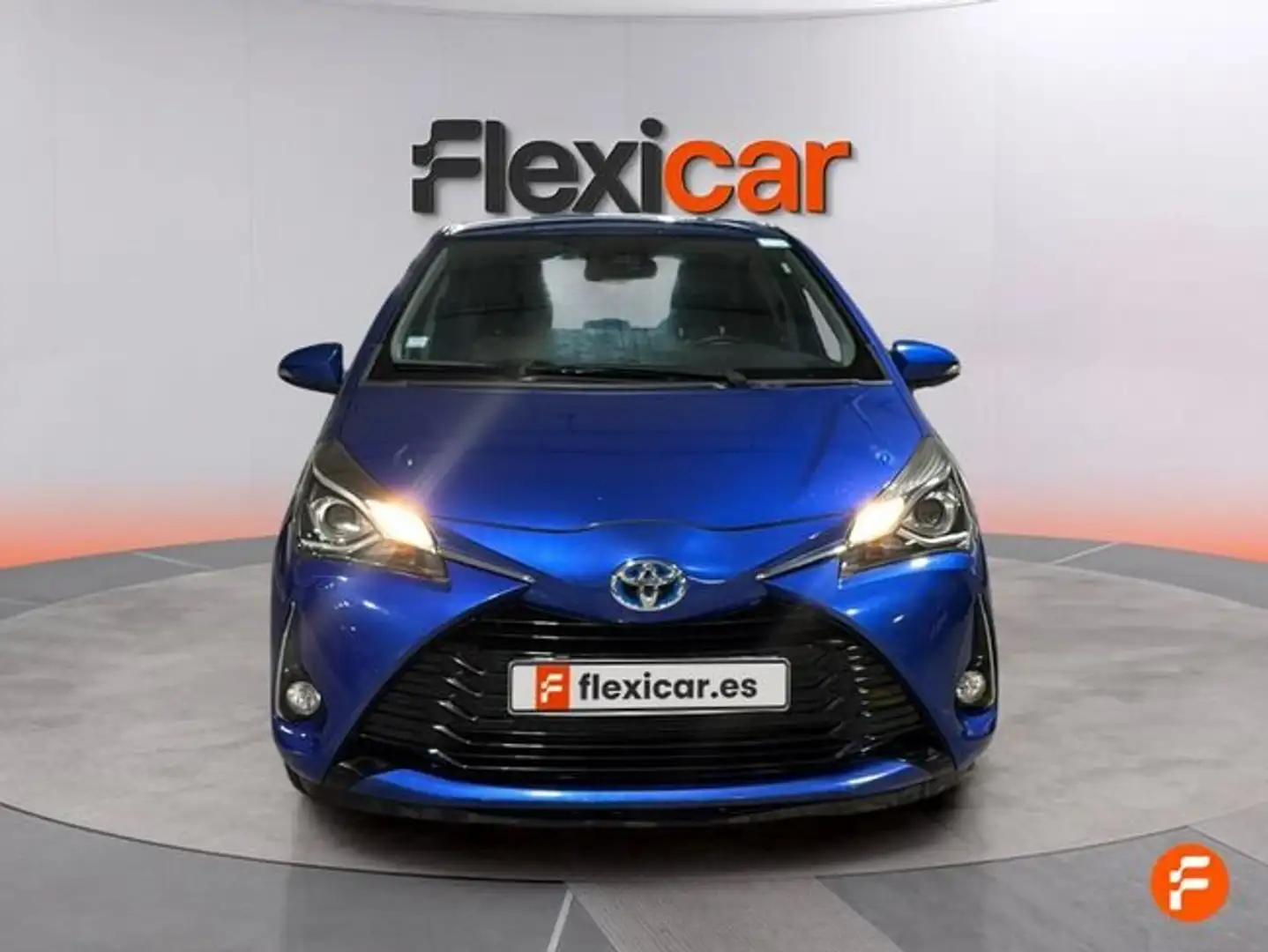 Toyota Yaris 120H 1.5 Business Plus Azul - 2