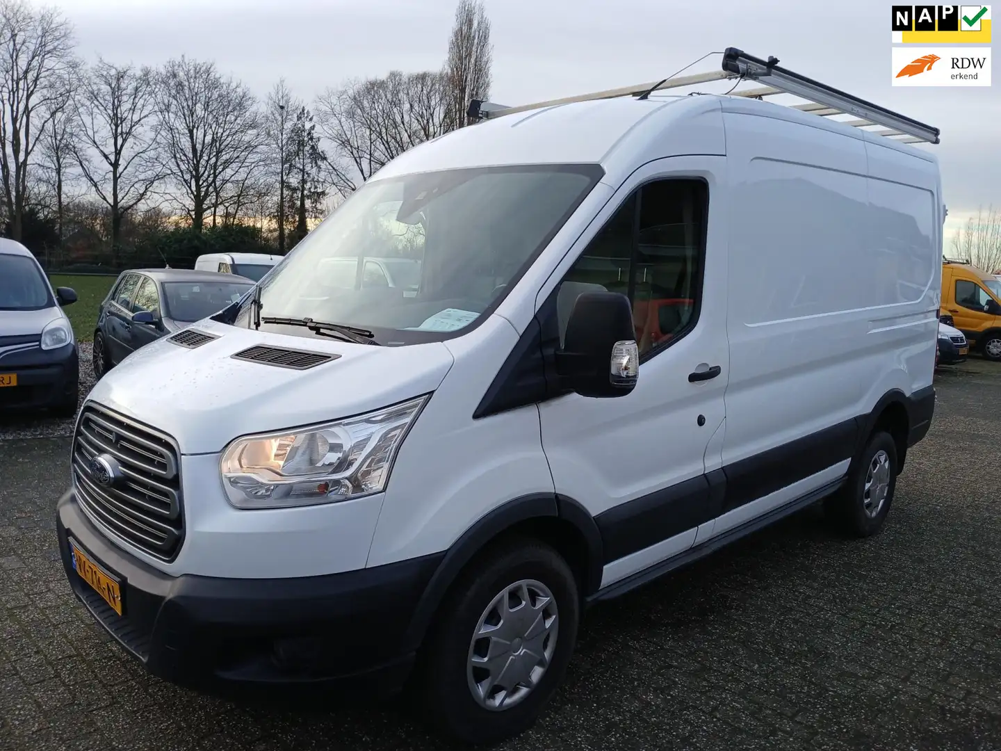 Ford Transit 350 2.2 TDCI L2H2 Trend Blanc - 1