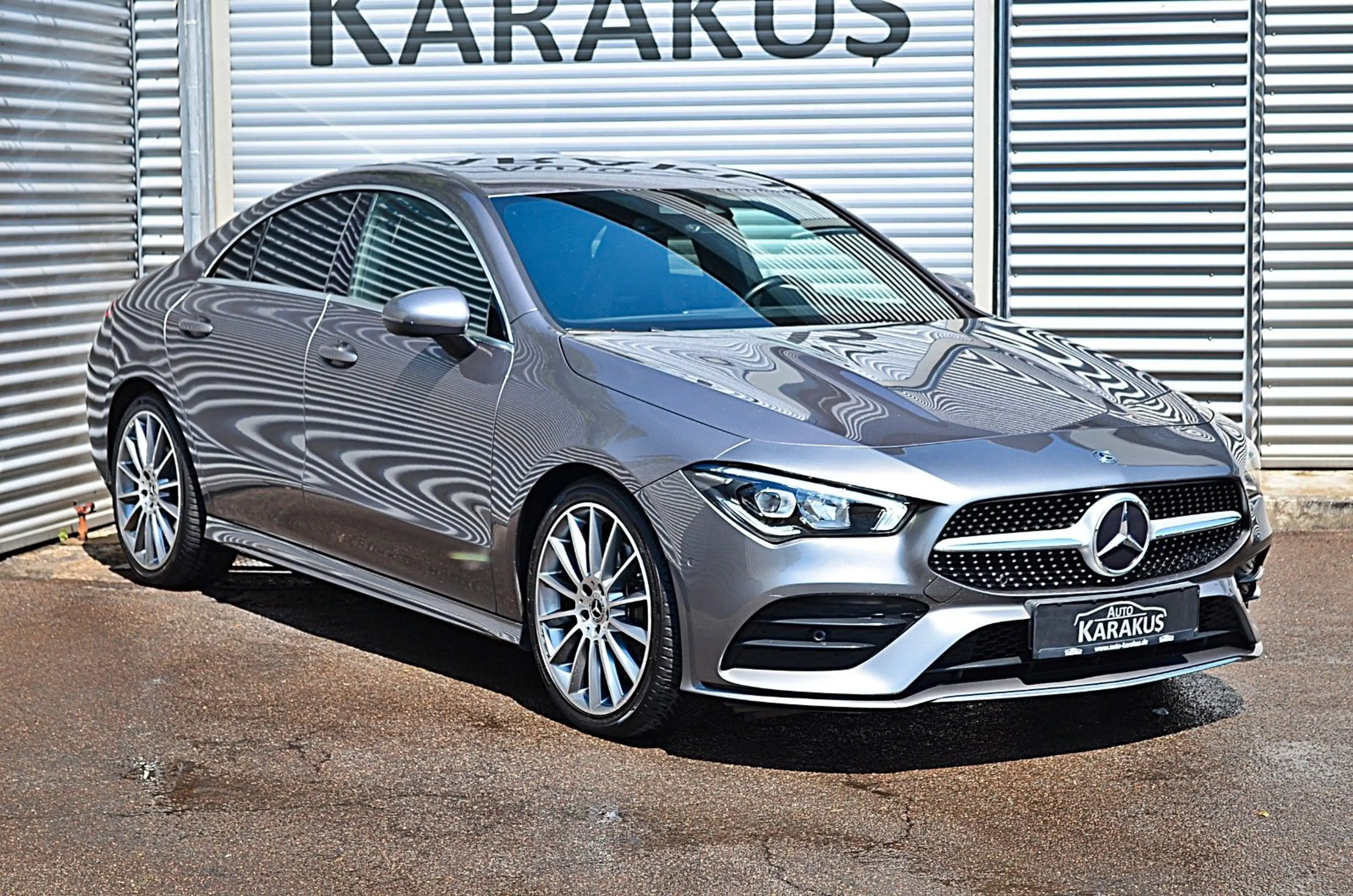 Mercedes-Benz CLA 220 4Matic AMG line — photo 4