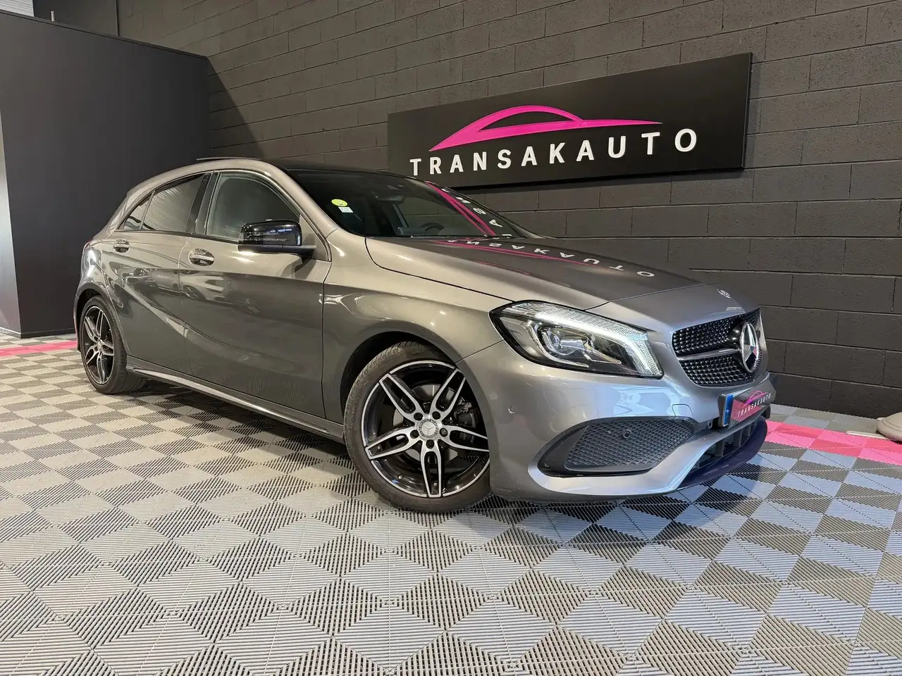 Mercedes-Benz A 180