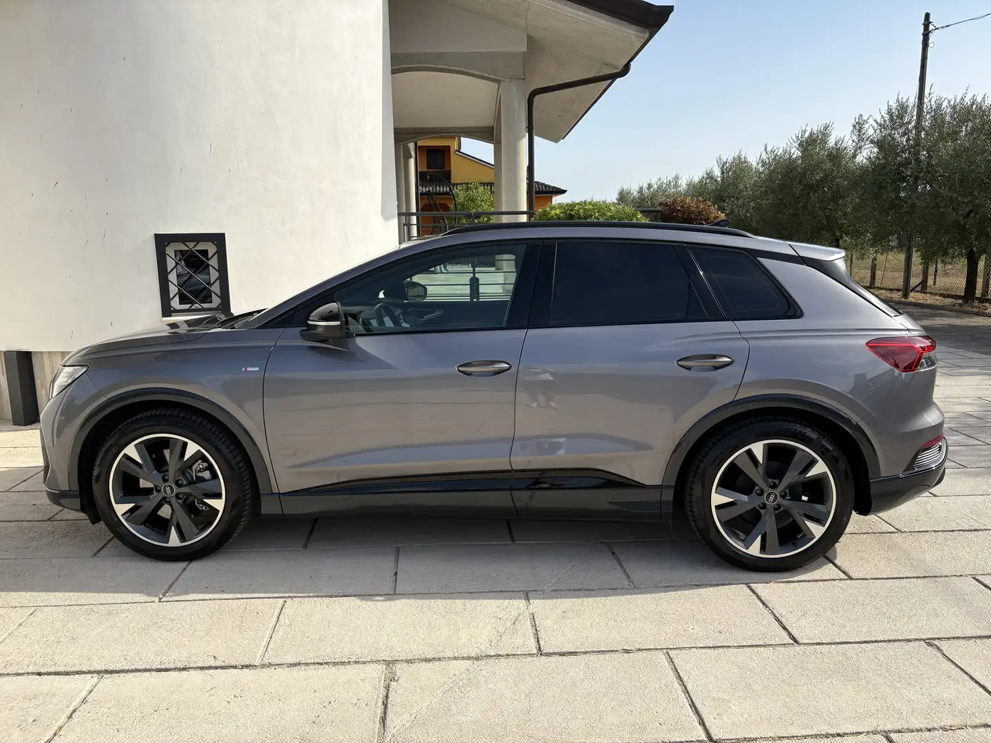 Audi Q4 e-tron Sportback 40 S line edition - 1