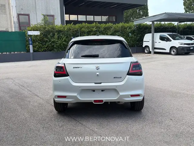 Suzuki Swift view 8