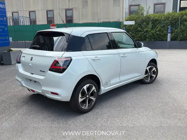 Suzuki Swift view 2