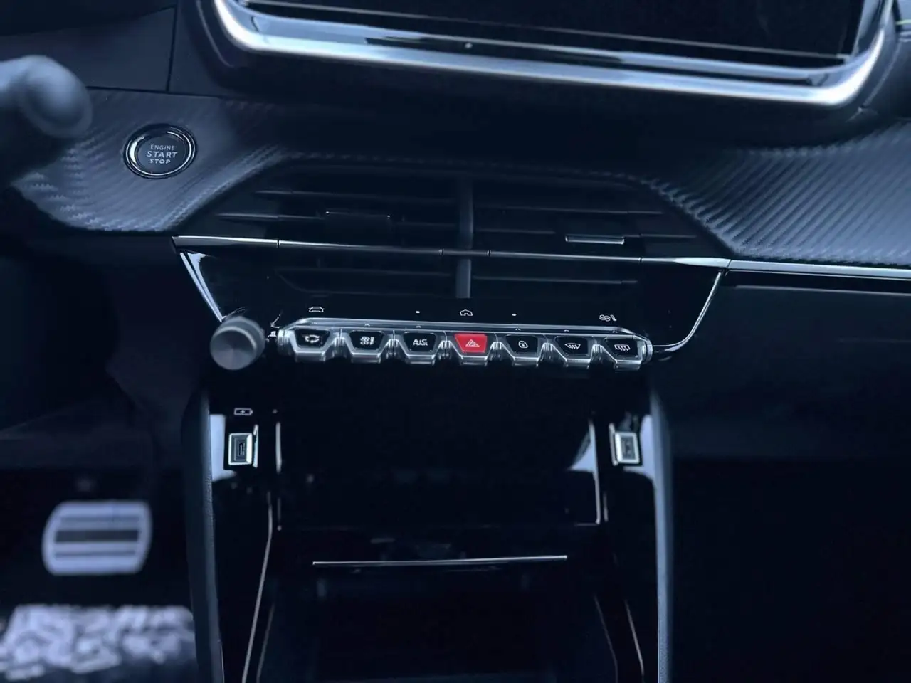 Peugeot 208 1.2 Hybrid 48V GT, миниатюра 23