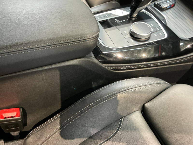 BMW X4 xDrive 20 d M Sport — photo 14
