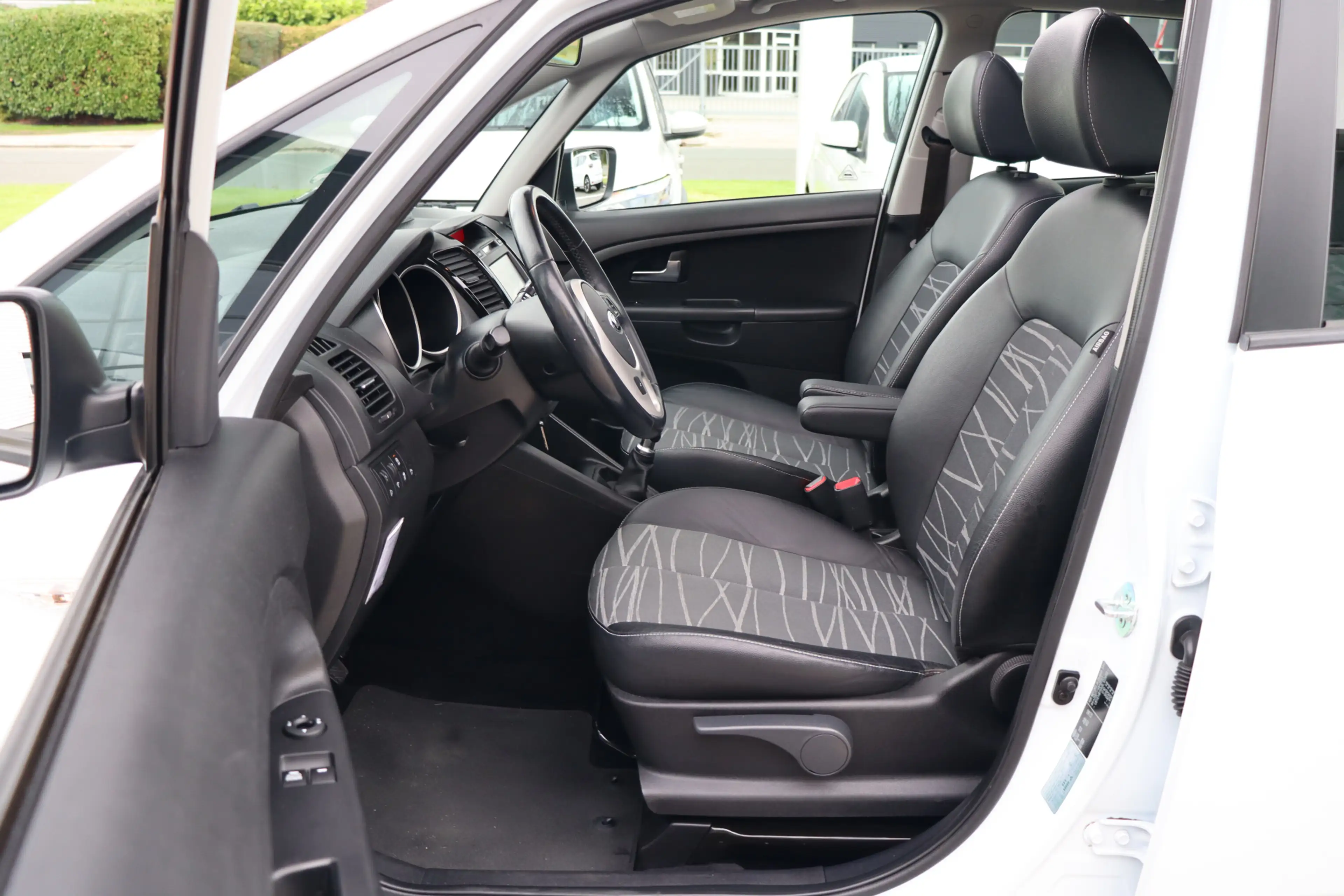 Kia Venga 1.4 CVVT DynamicPLusLine | Panoramadak | Camera | — photo 7