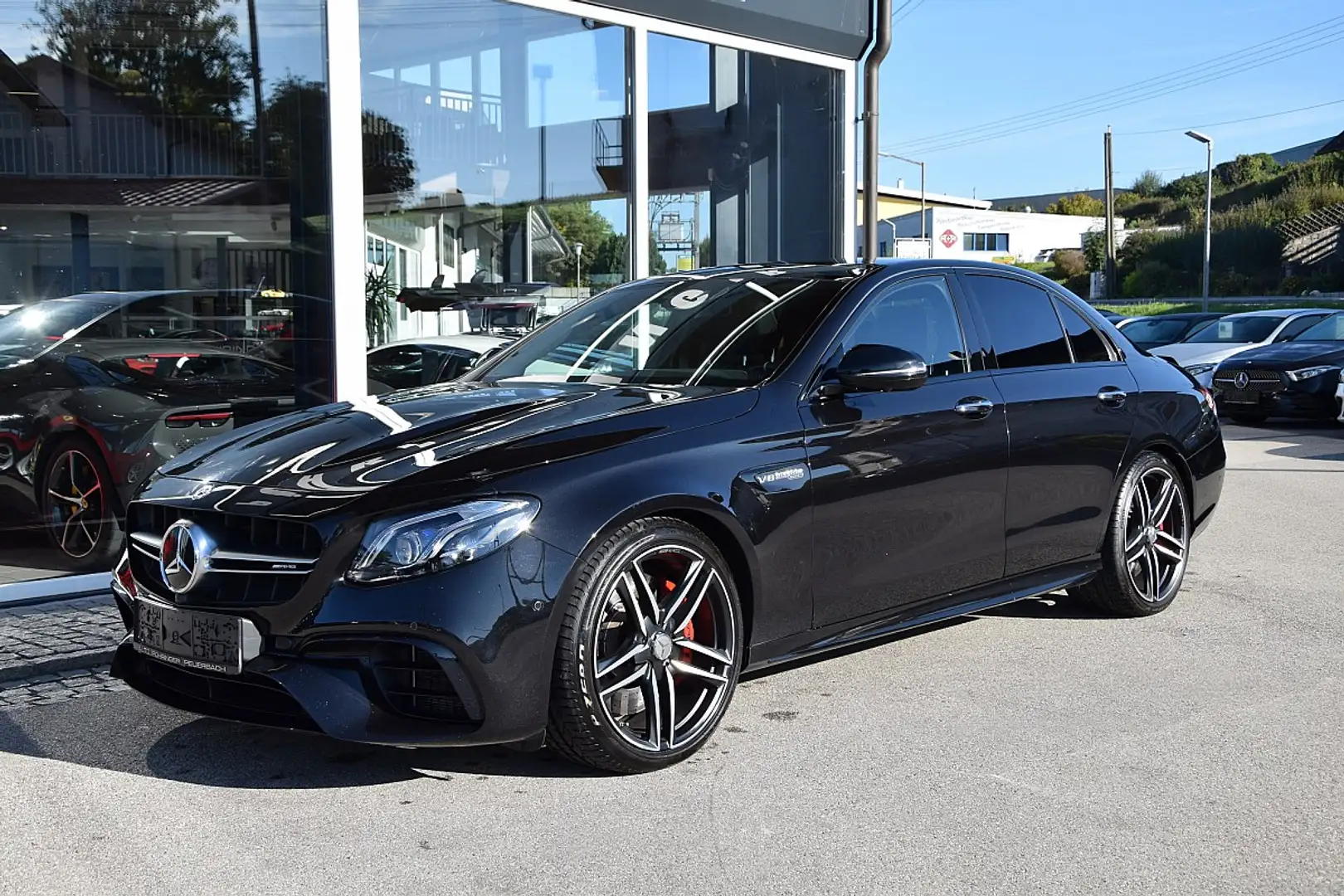 Mercedes-Benz E 63 AMG S 4MATIC+ Aut. *AMG Drivers Package*AMG Night-P... Schwarz - 2