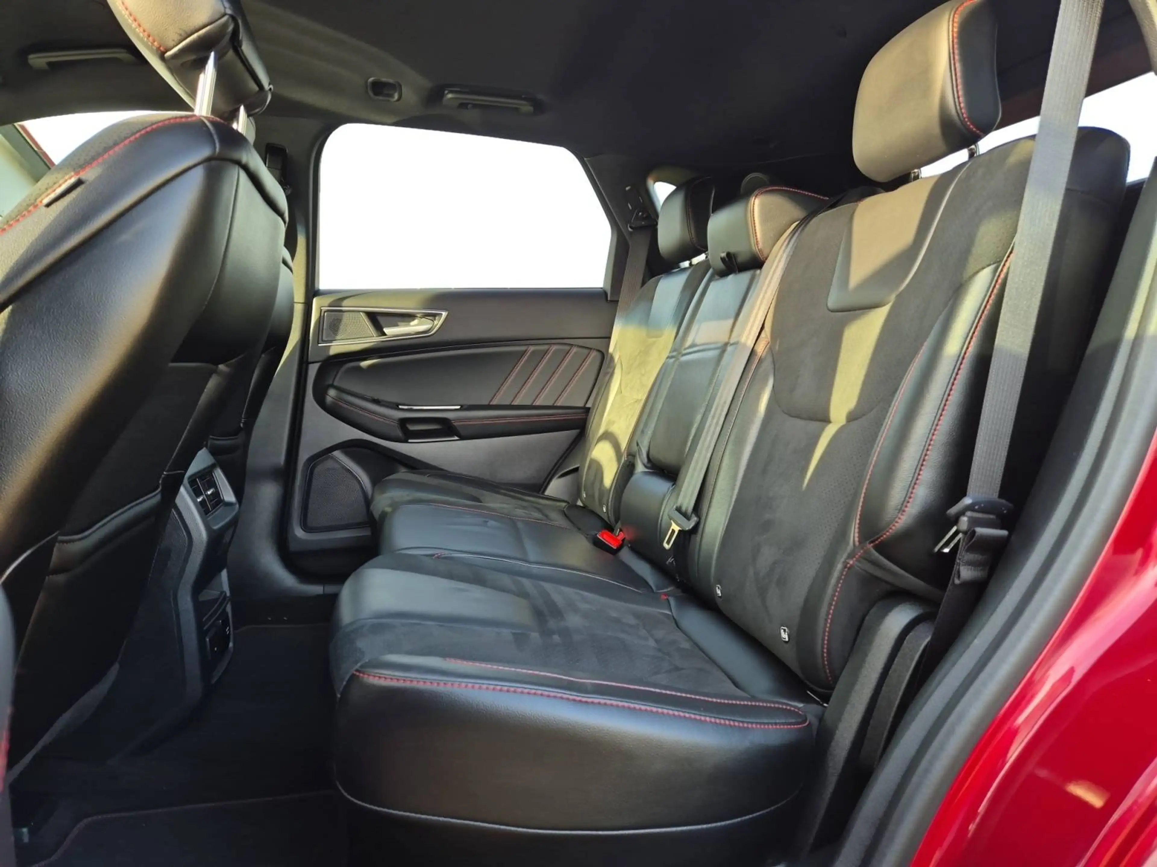 Ford Edge 2.0 EcoBlue ST-Line 4x4 — photo 9