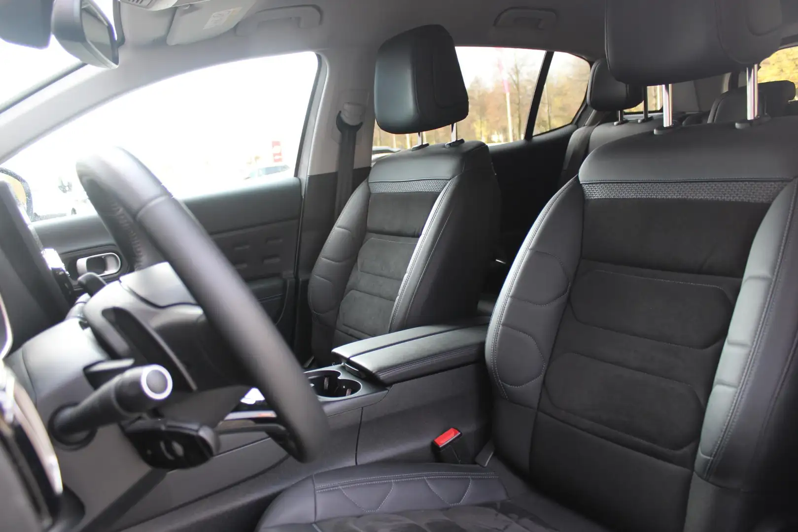Citroen C5 Aircross 1.2 130PK AUTOMAAT BUSINESS PLUS | NAVIGATIE | 18" Wit - 2