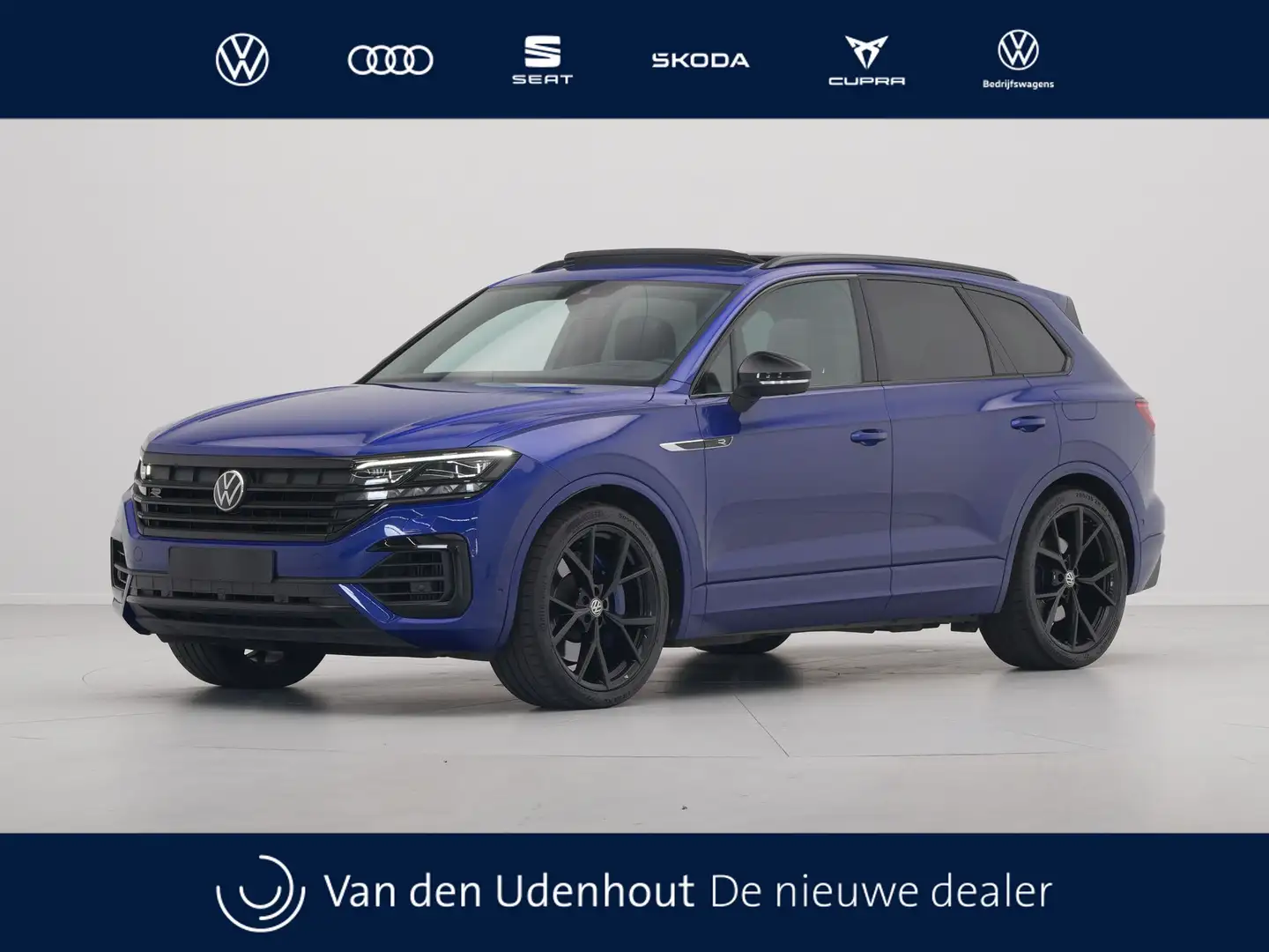 Volkswagen Touareg 3.0 TSi 4MOTION R 463pk Luchtvering Panorama Stoel Blauw - 1