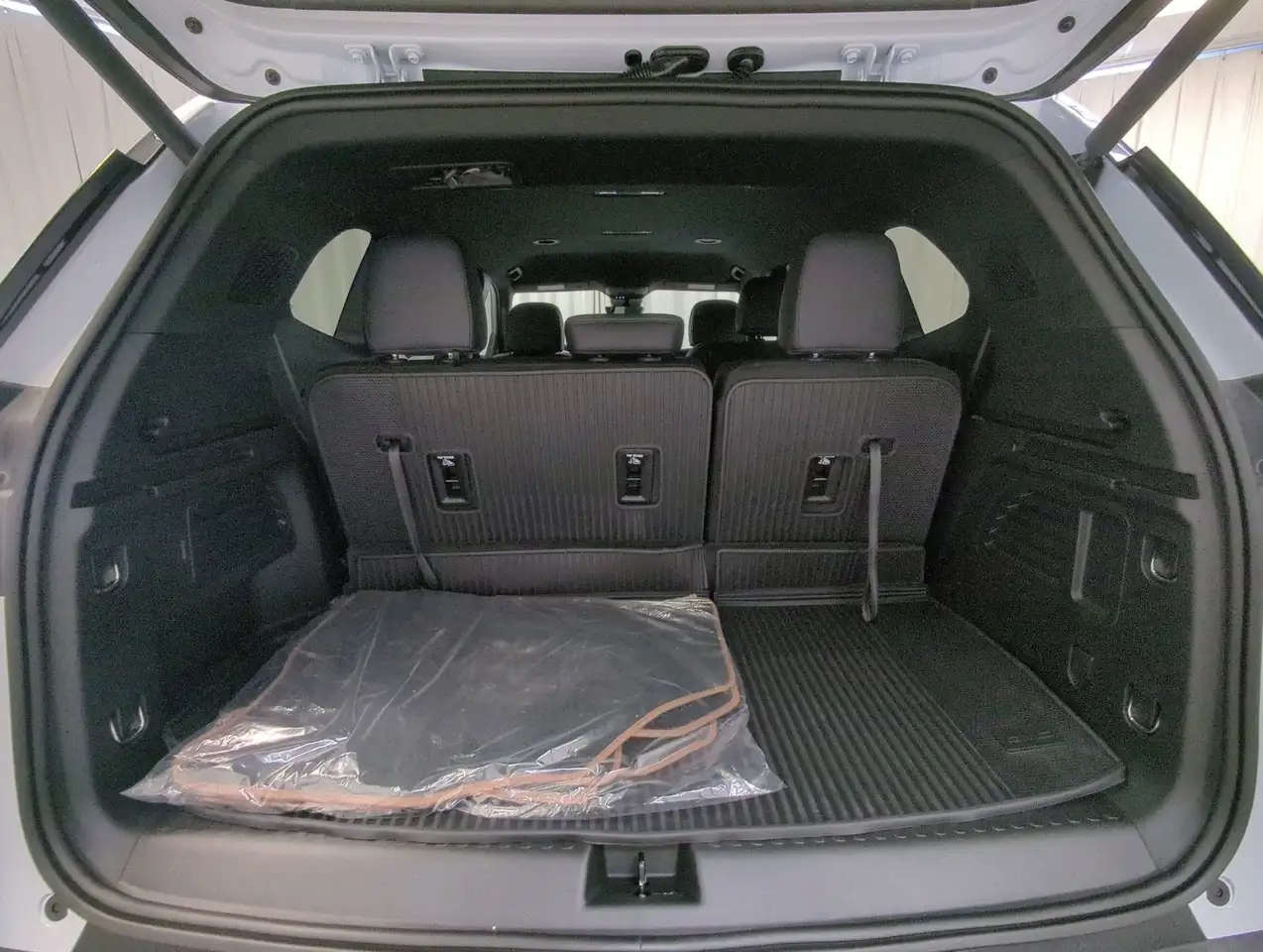 GMC Acadia снимка GMC Acadia