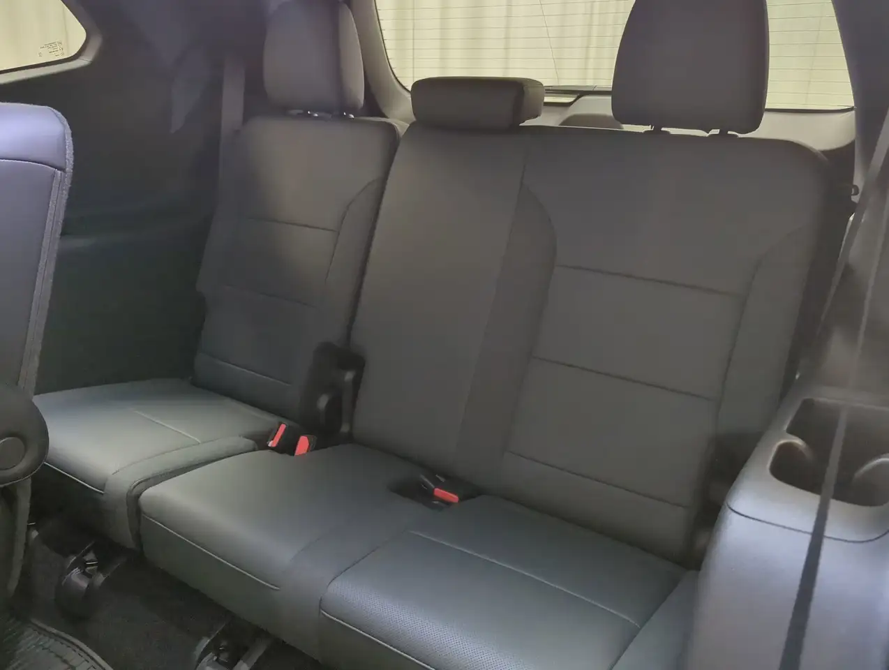 GMC Acadia снимка GMC Acadia