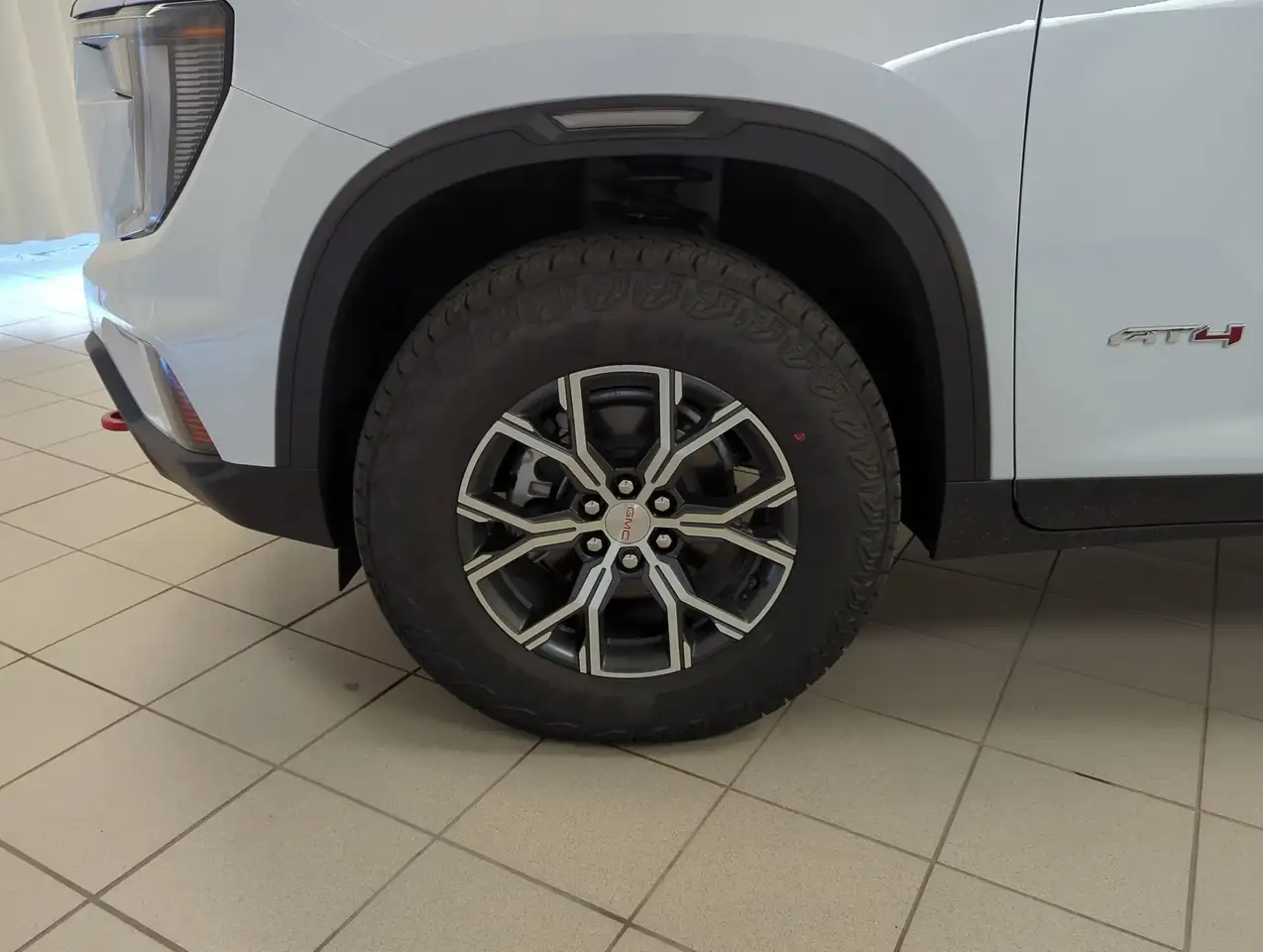 GMC Acadia снимка GMC Acadia