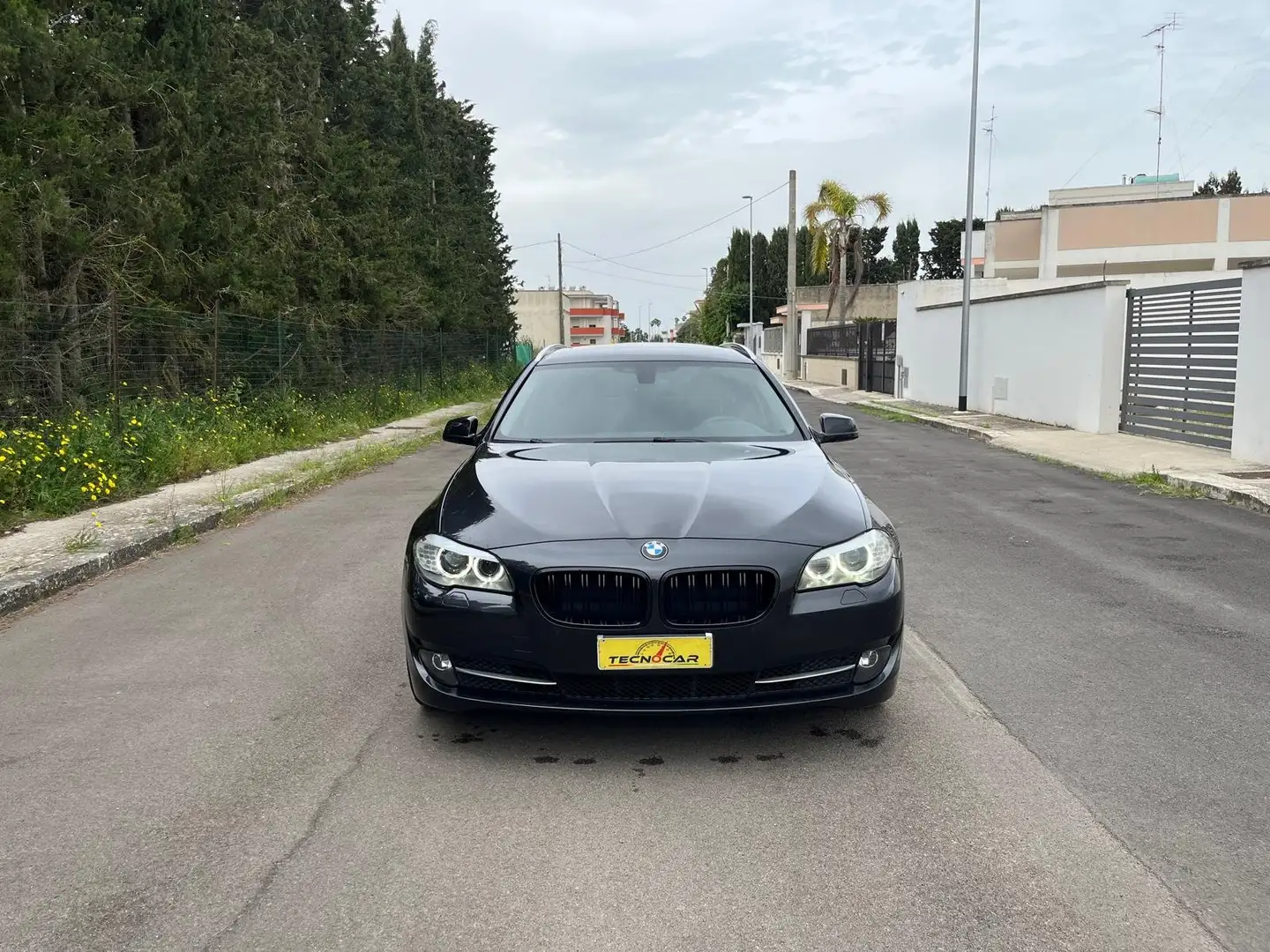 BMW 525 525d Touring xdrive auto Negro - 1