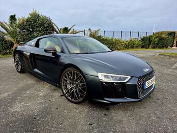 5.2 FSI V10 plus quattro S Tronic