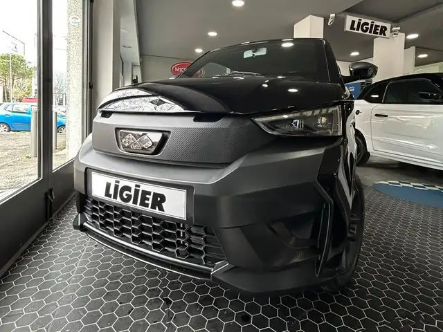Ligier JS 50 SELECT TUA CON UNA PROMO DEL VALORE DI 1000€