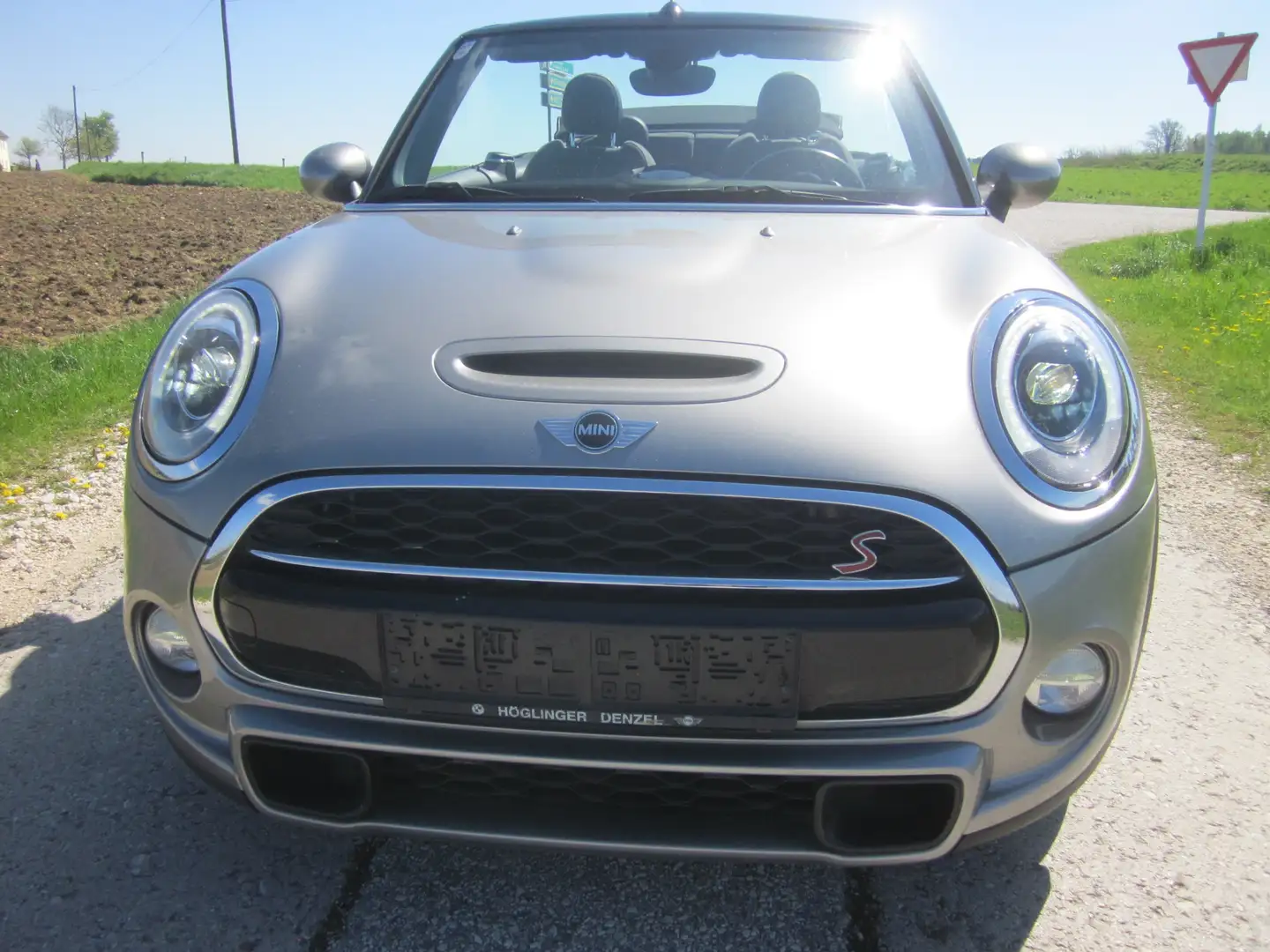 MINI Cooper SD Cabrio Aut. 2.0  Turbodiesel Серебристый - 2