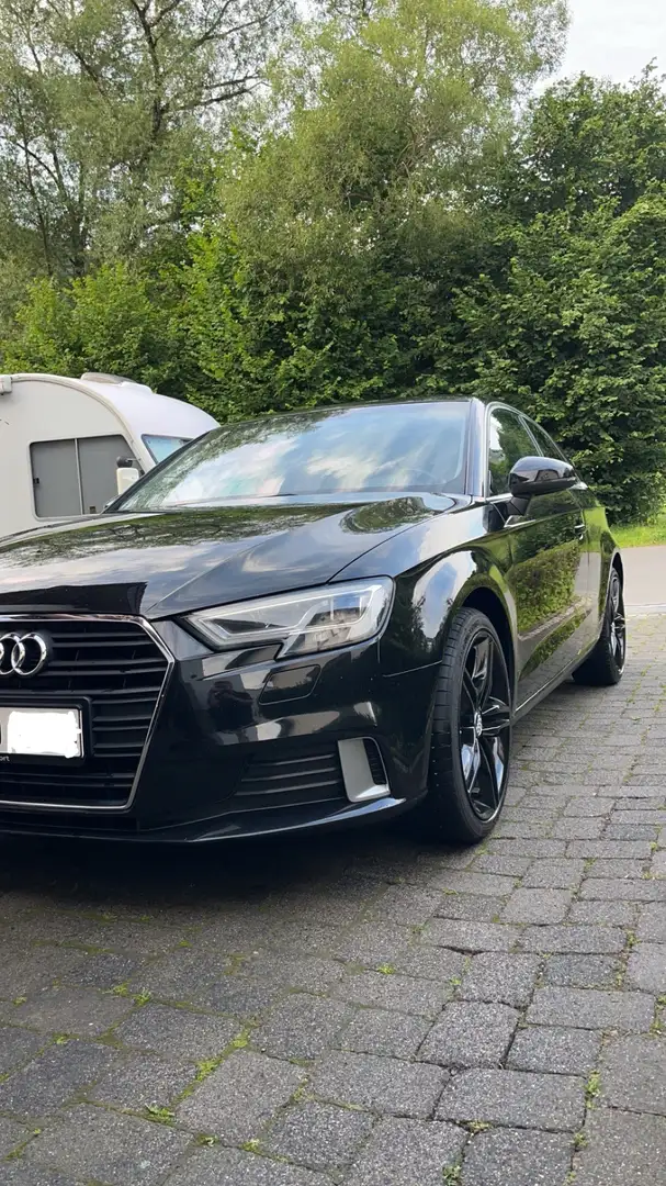Audi A3 sport Schwarz - 2