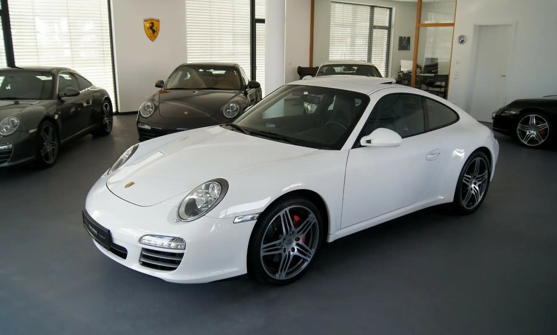 Porsche 997 Carrera 4S - PDK / SD / 19" Turbo / Chrono Weiß - 1
