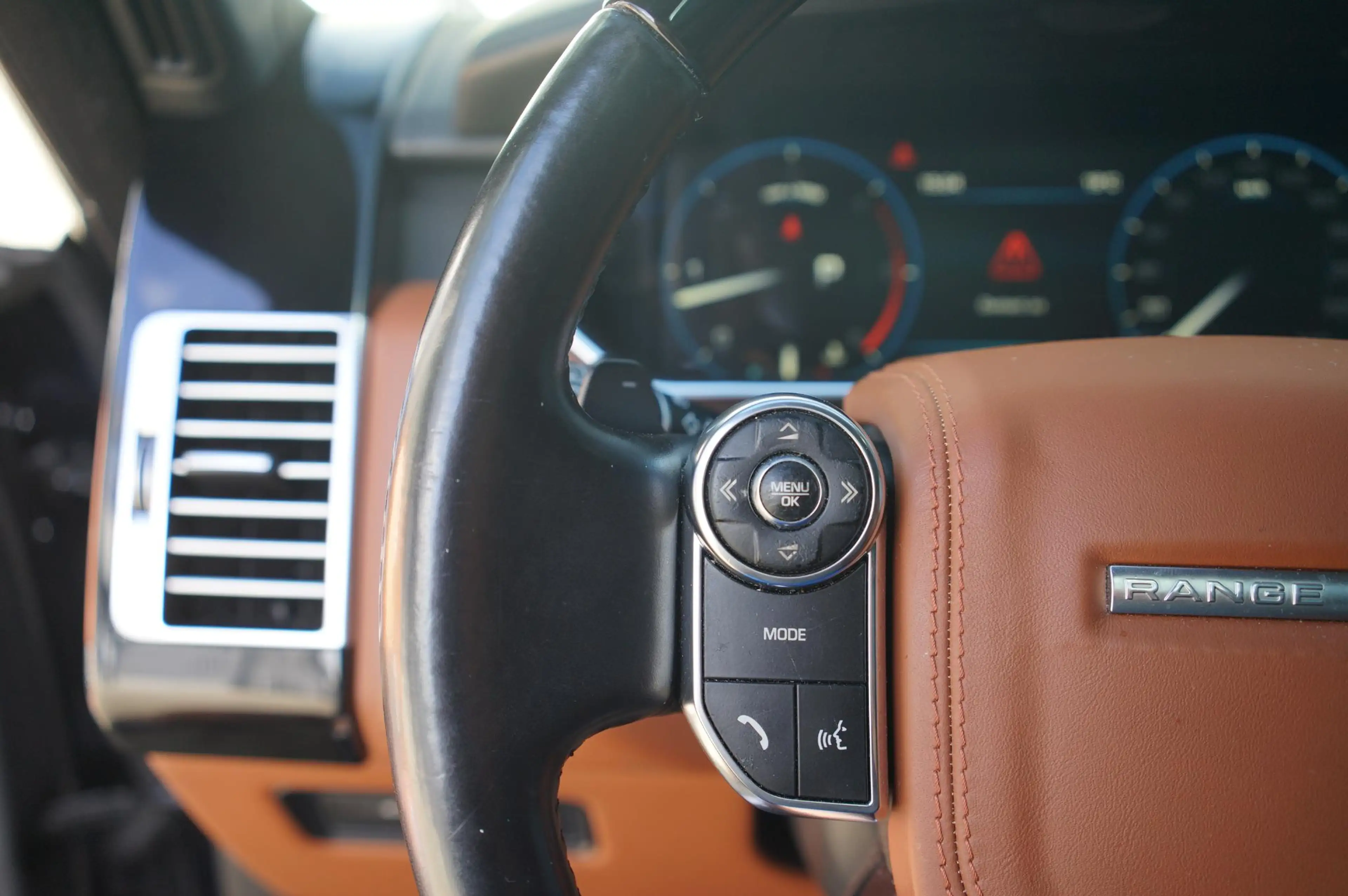Land Rover Range Rover 4.4 SDV8 Autobiography VOL-217dkm — photo 12
