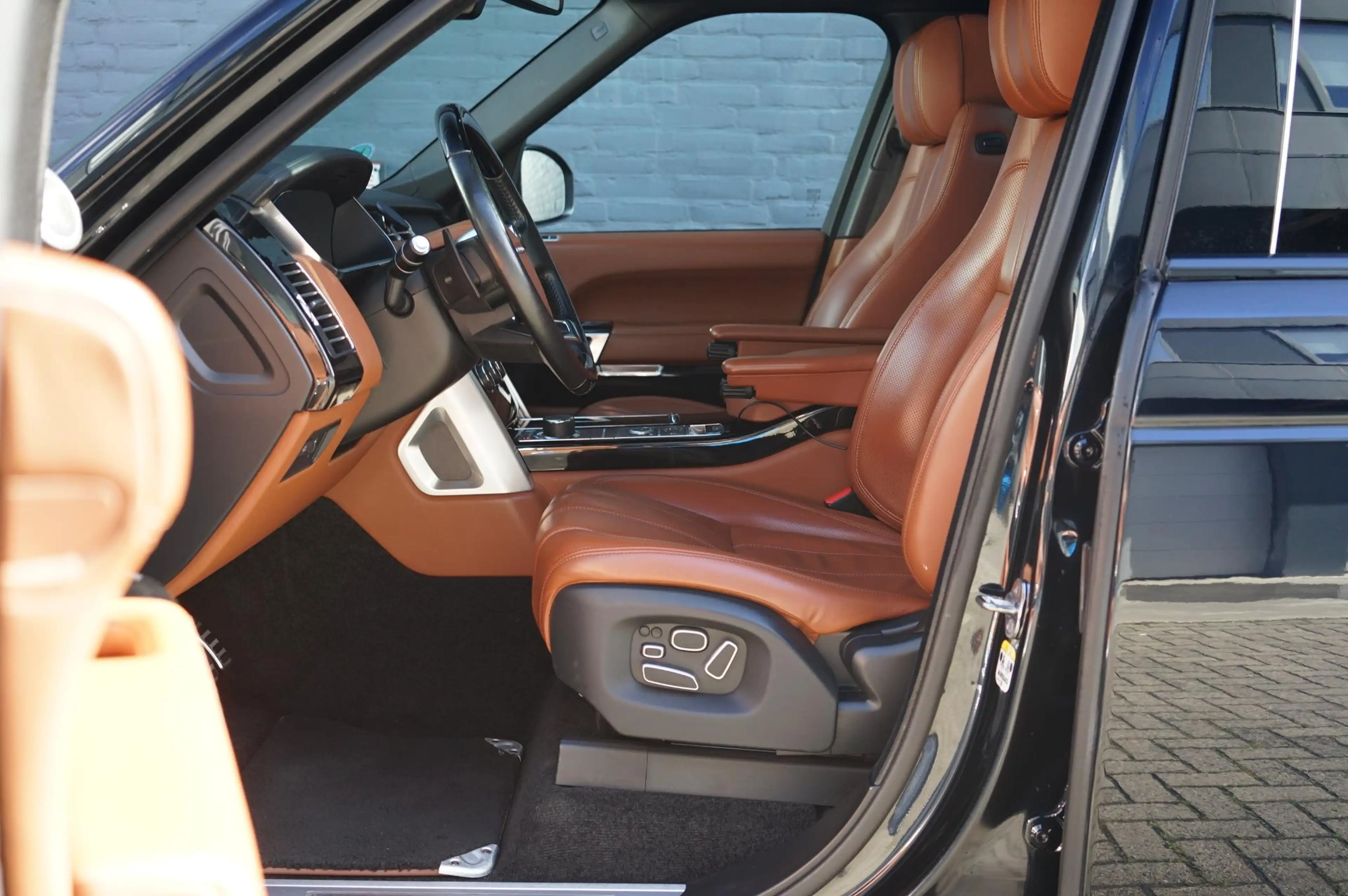 Land Rover Range Rover 4.4 SDV8 Autobiography VOL-217dkm — photo 3