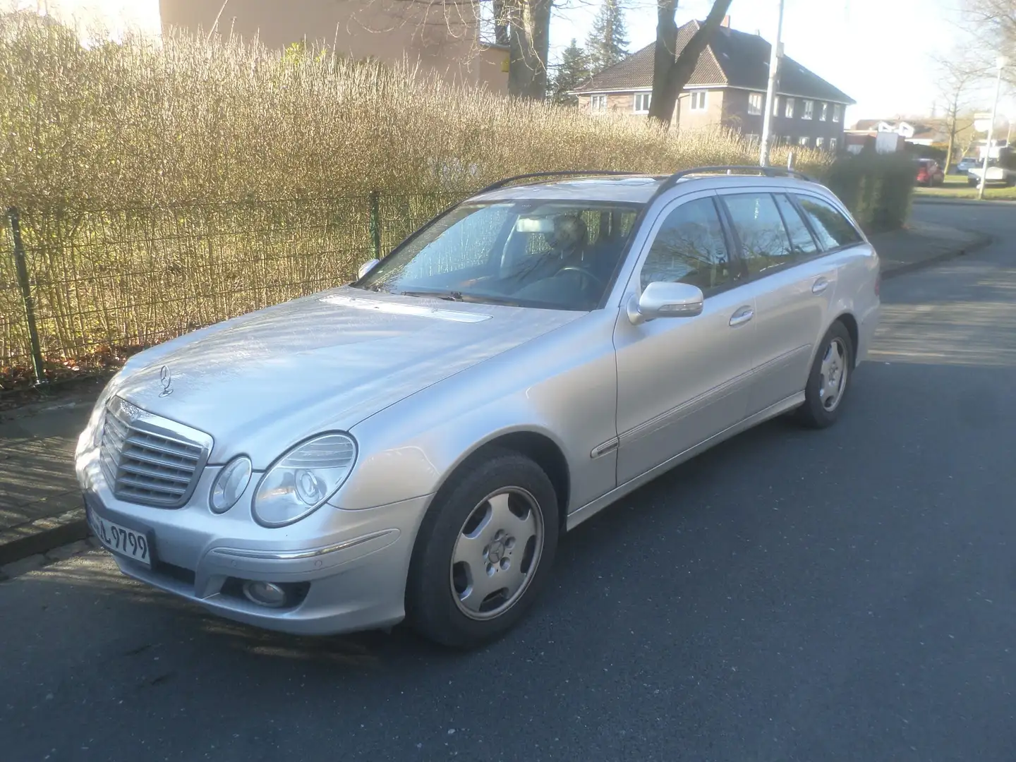 Mercedes-Benz E 220 T CDI Automatik Elegance Argent - 2