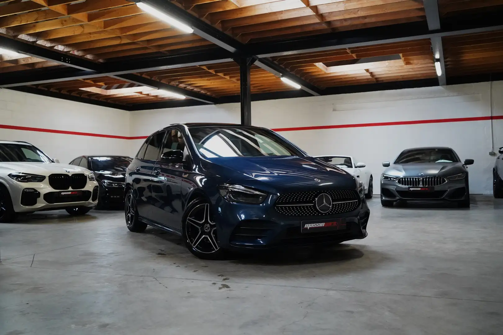 Mercedes-Benz B 180 AMG-Line | PANO | LED Bleu - 1