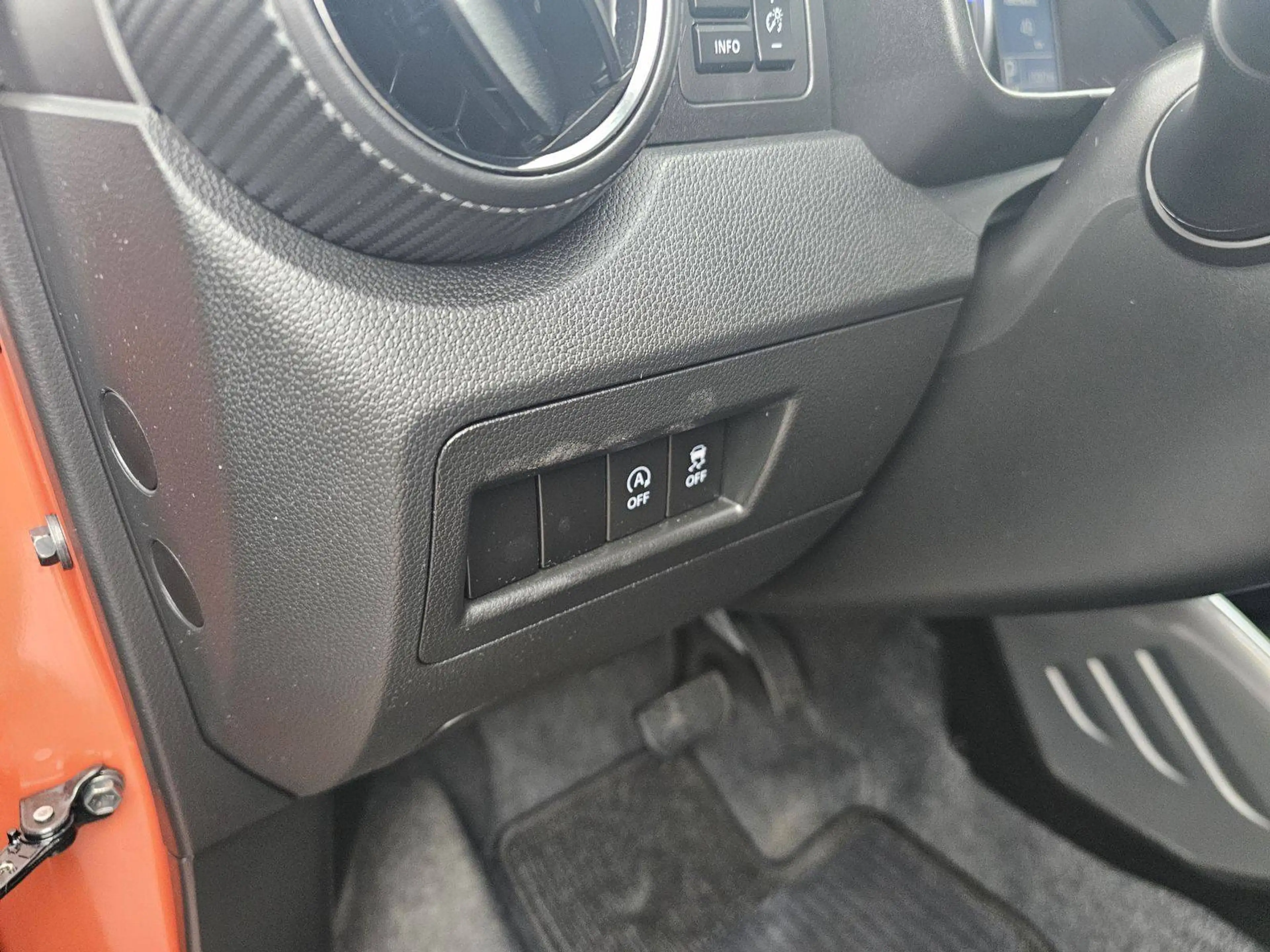 Suzuki Ignis Comfort Automatik/Navi+Cam/Alufelgen — photo 15