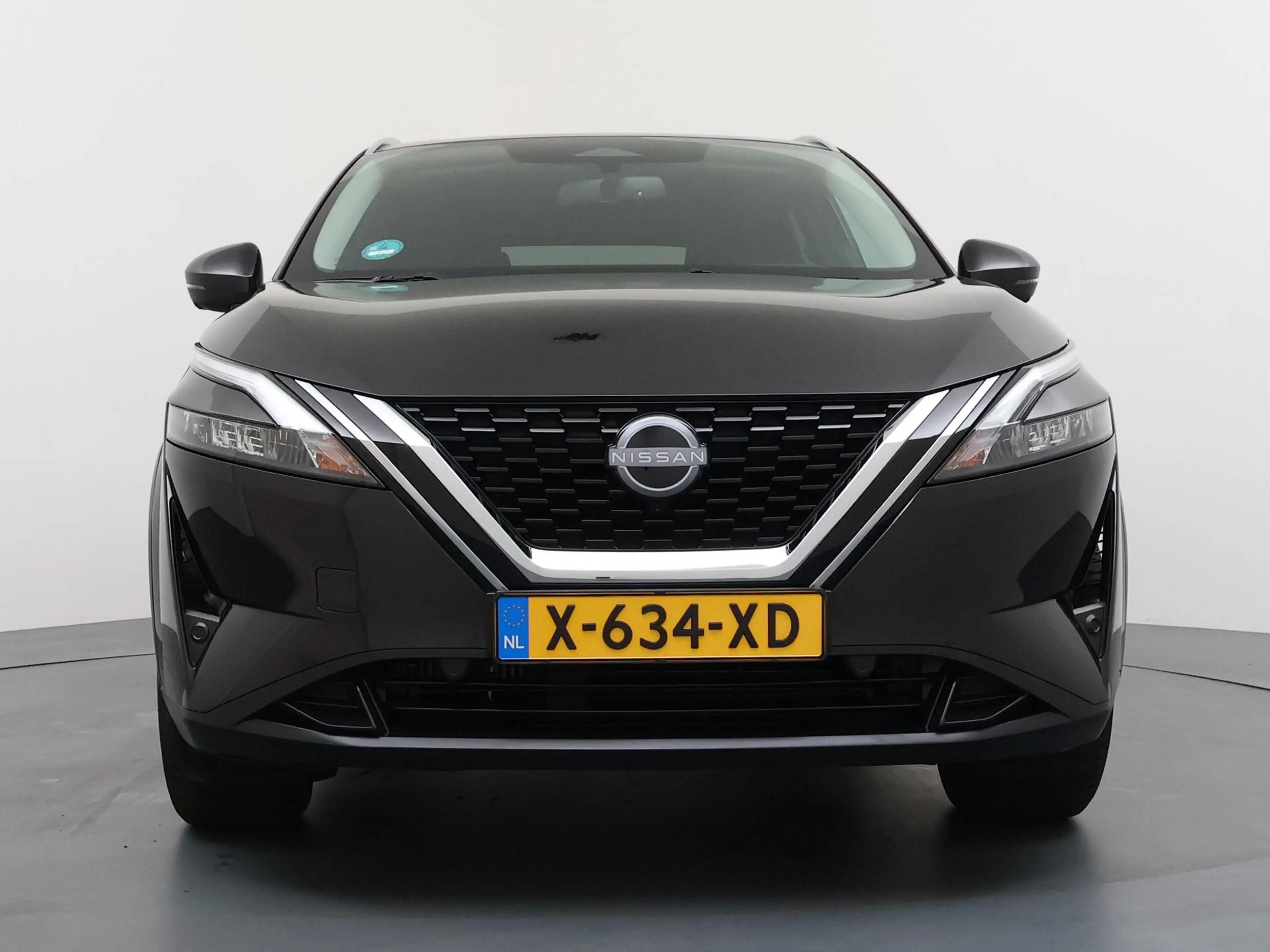 Nissan Qashqai 1.3 MHEV Xtronic N-Connecta | AUTOMAAT | Panoramad — photo 8