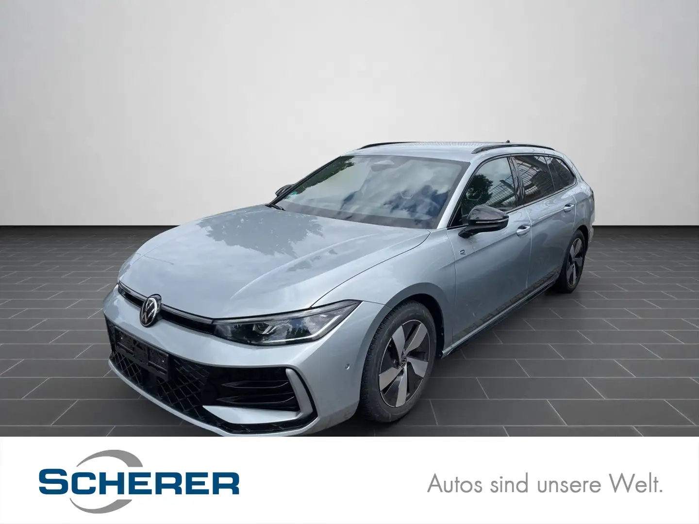 Volkswagen Passat Variant 2.0 TDI R-Line DSG/NAVI/AreaView/ Silber - 1