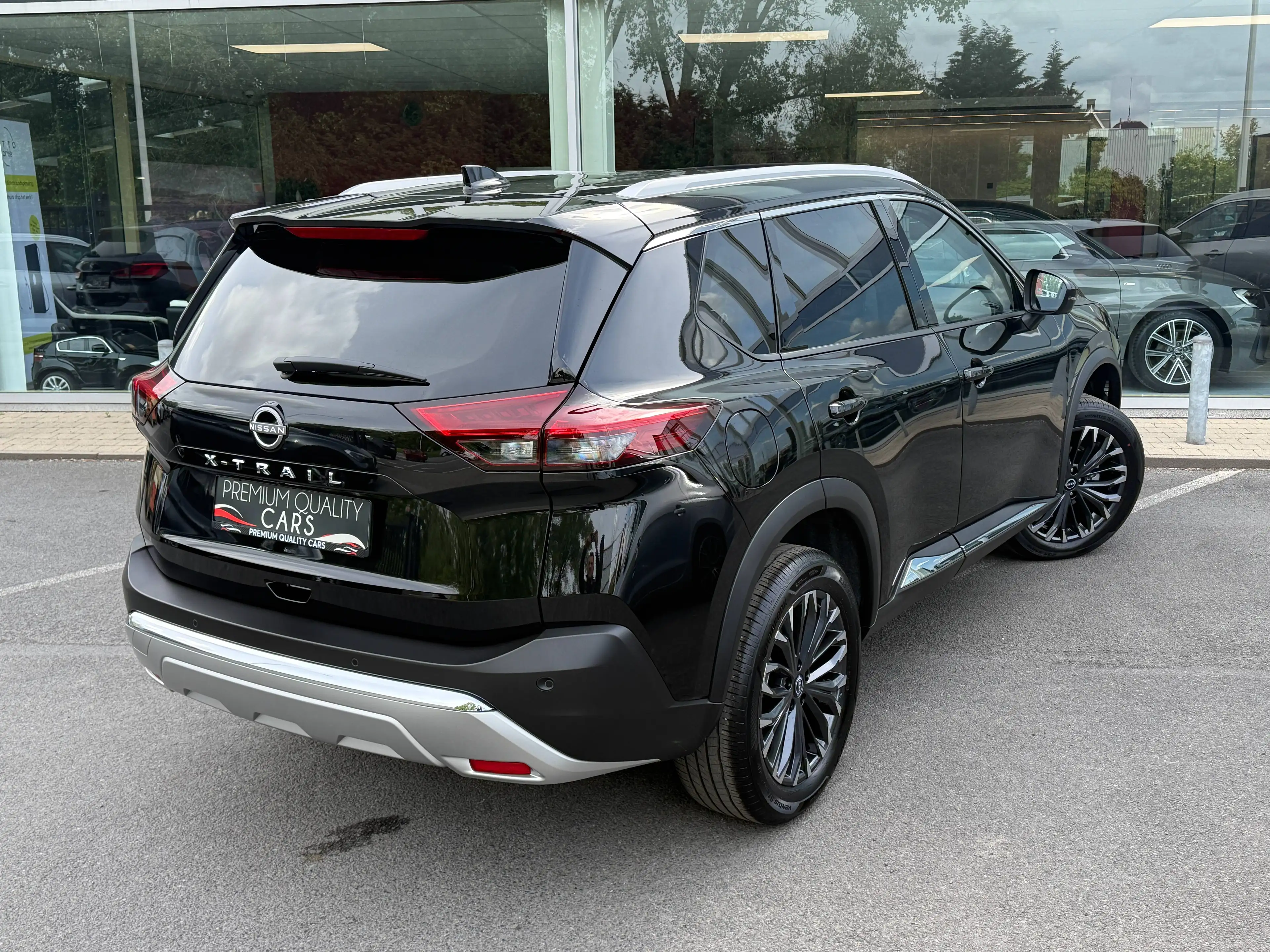 Nissan X-Trail TEKNA / PANO / ZETELVERWARMING / LEDER / 360°CAM / — photo 12
