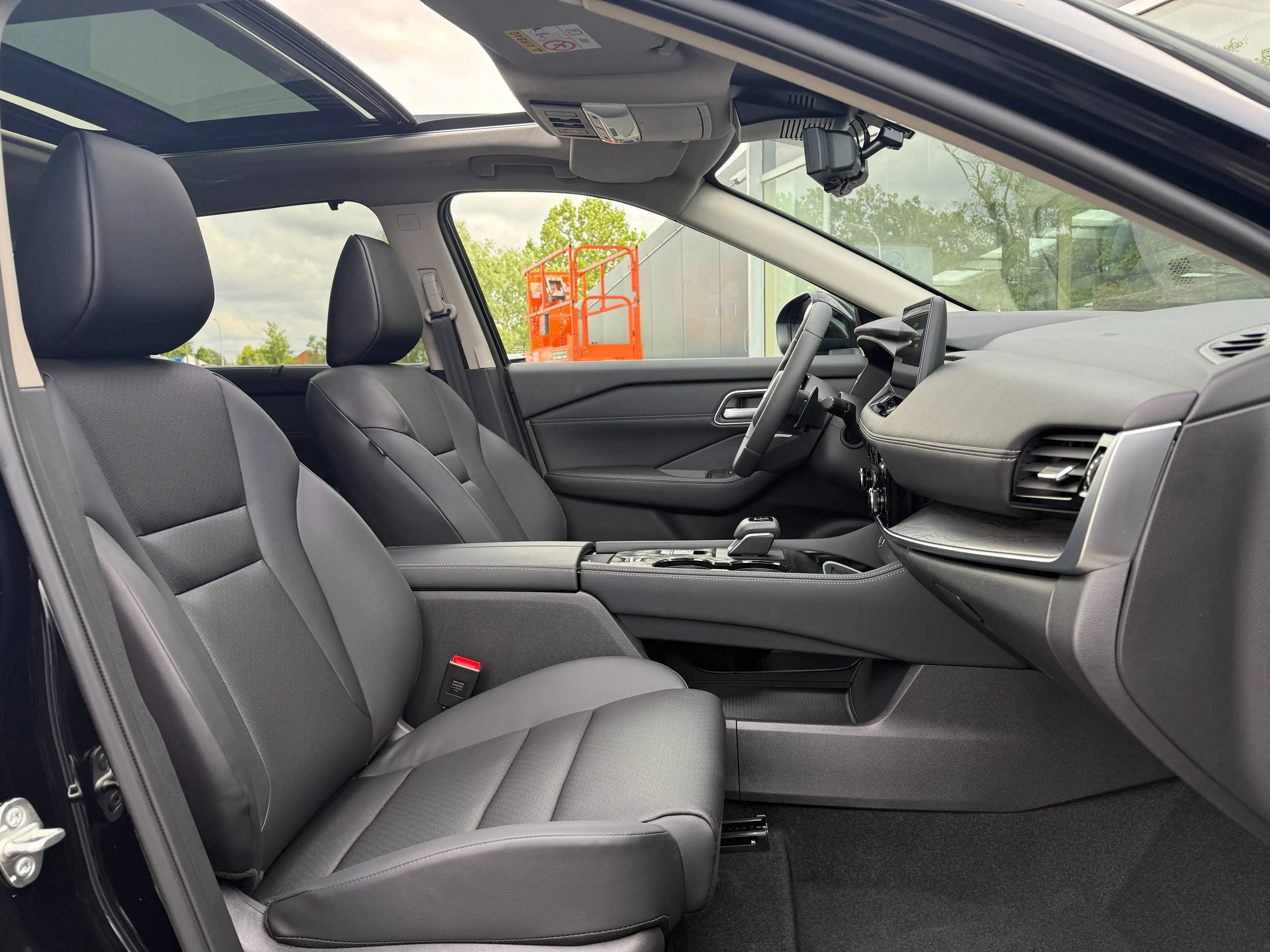 Nissan X-Trail TEKNA / PANO / ZETELVERWARMING / LEDER / 360°CAM / — photo 22