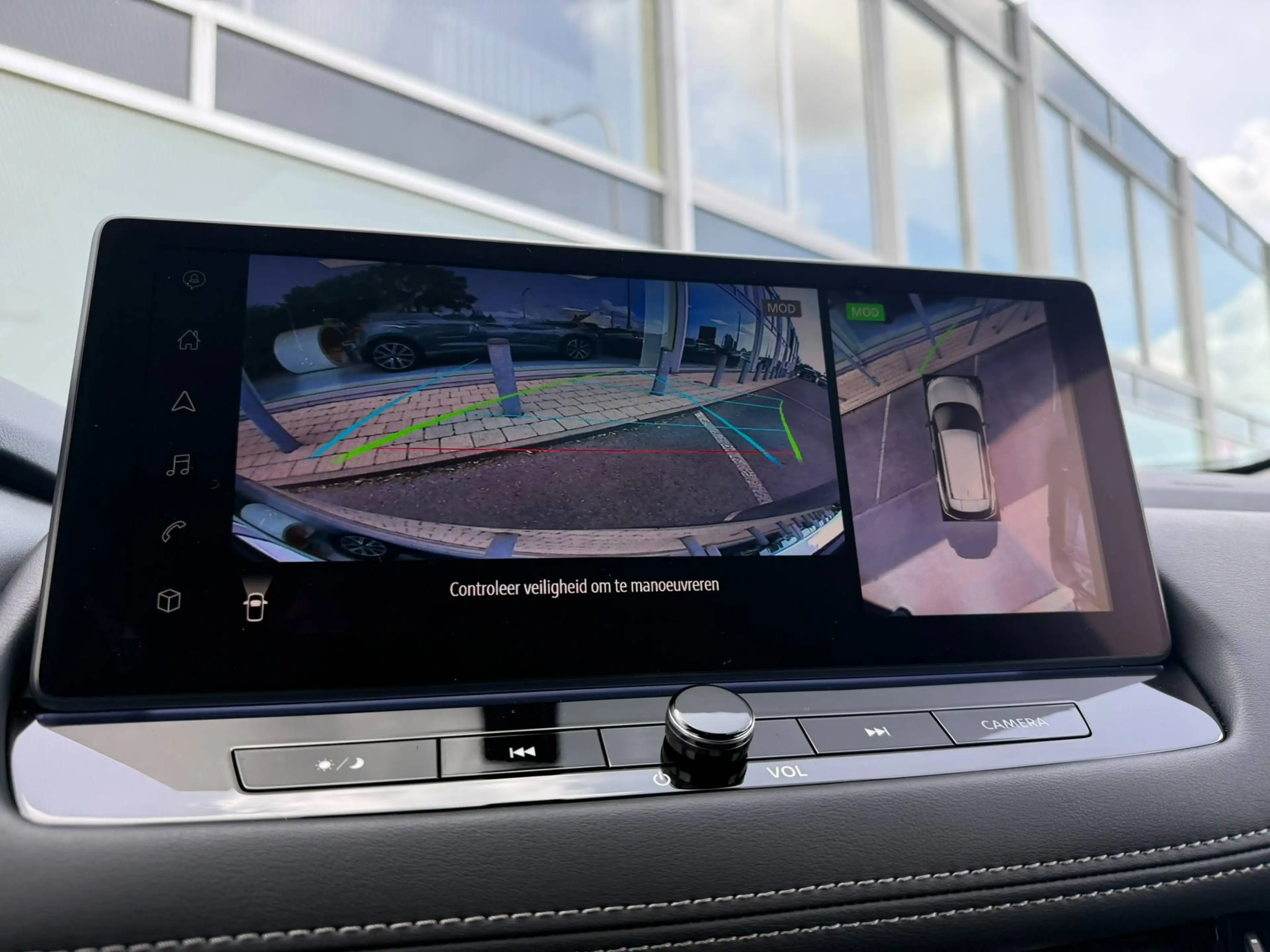 Nissan X-Trail TEKNA / PANO / ZETELVERWARMING / LEDER / 360°CAM / — photo 34