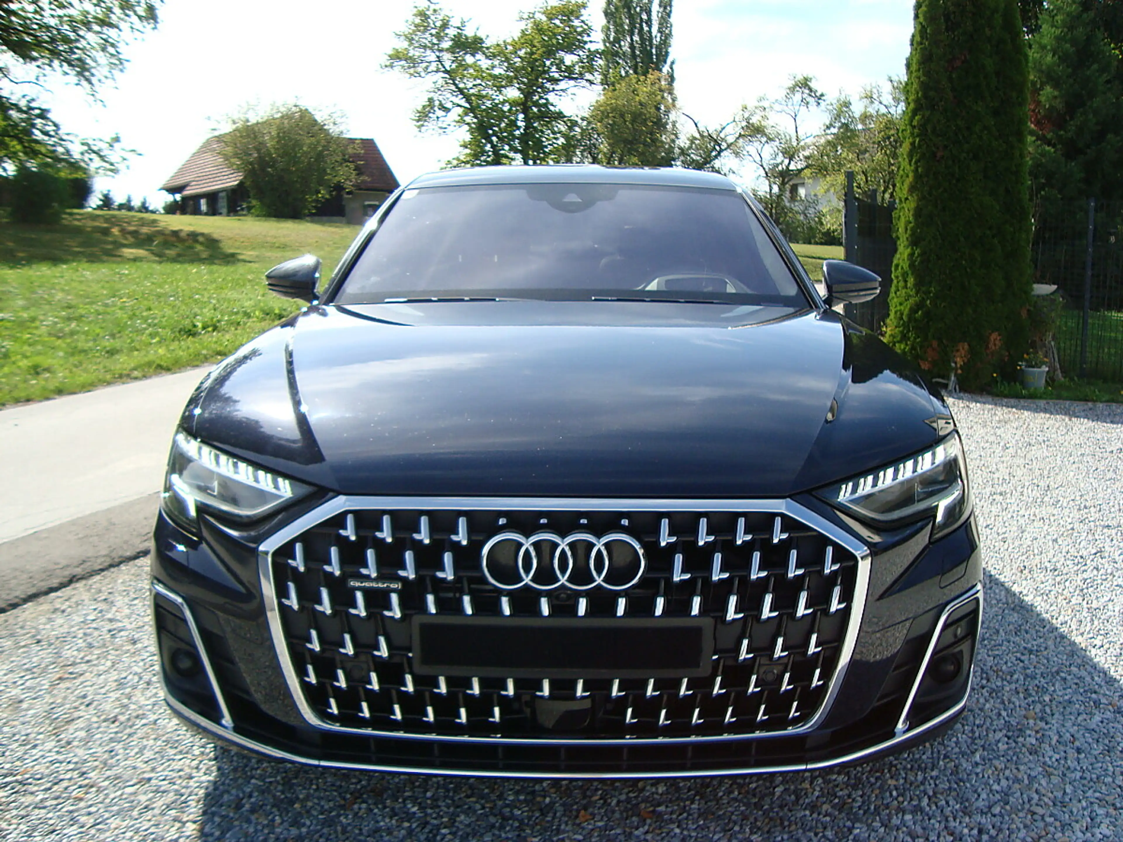 Audi A8 Lang 60 TFSI e quattro Facelift Mod 23 !! — photo 3