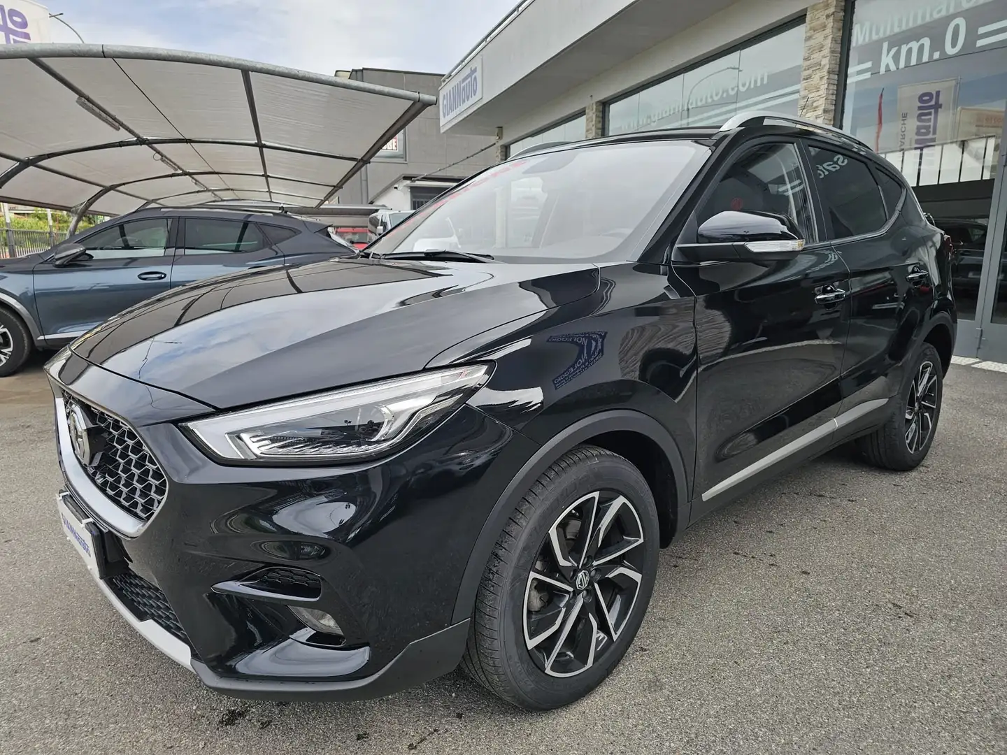 MG ZS 1.0 Luxury auto **AUTOMATICA** Nero - 1