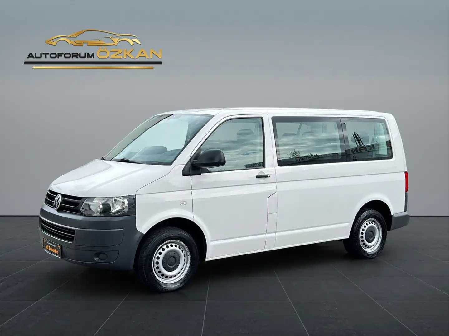 Volkswagen T5 Caravelle T5 2.0 TDI Caravelle 8 Sitze AHK Klima Blanc - 1