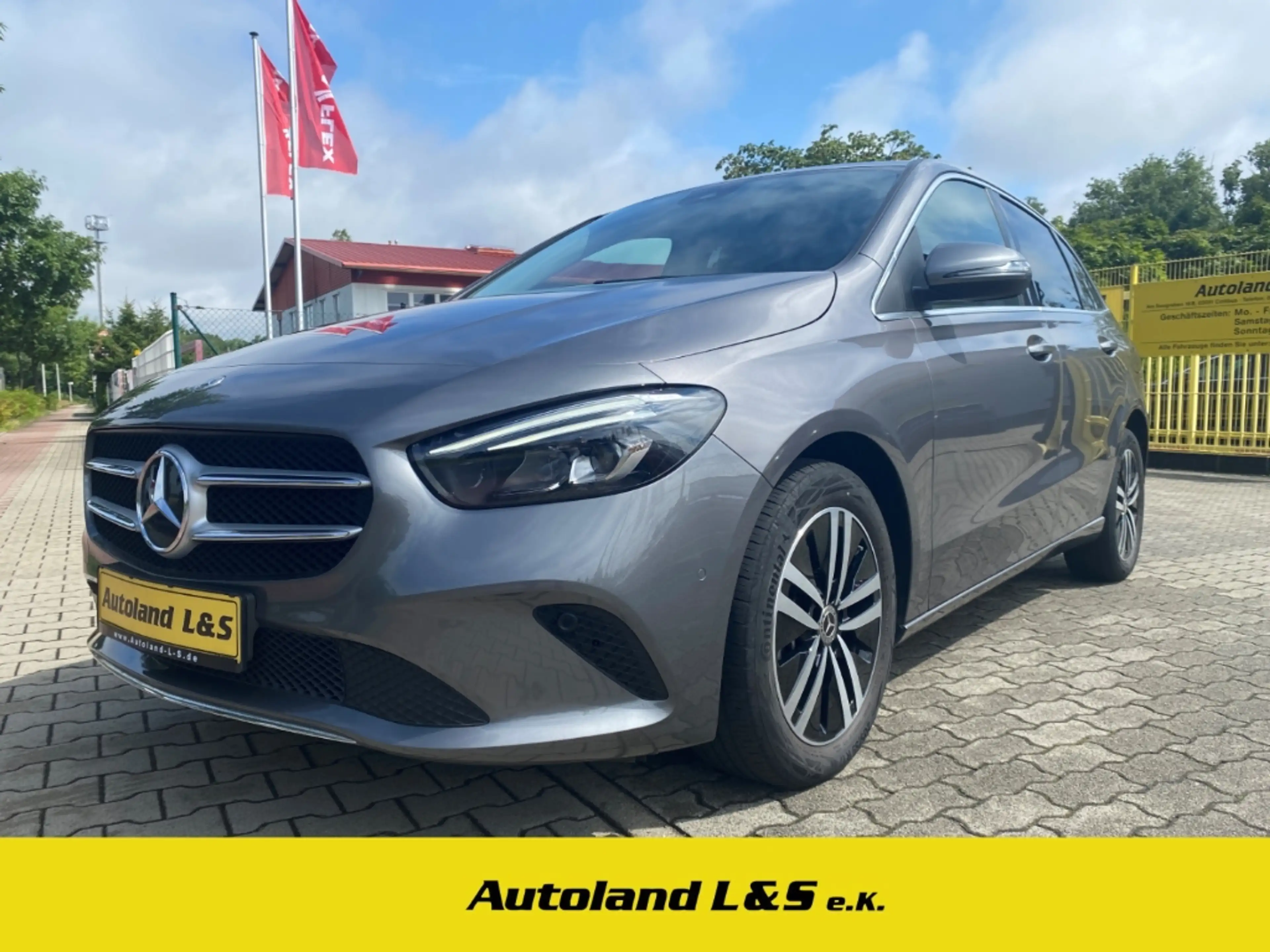 Mercedes-Benz B 250 E, LED, SH, PDC, Navi, WKR,1.Hand, Kamera, Alus,