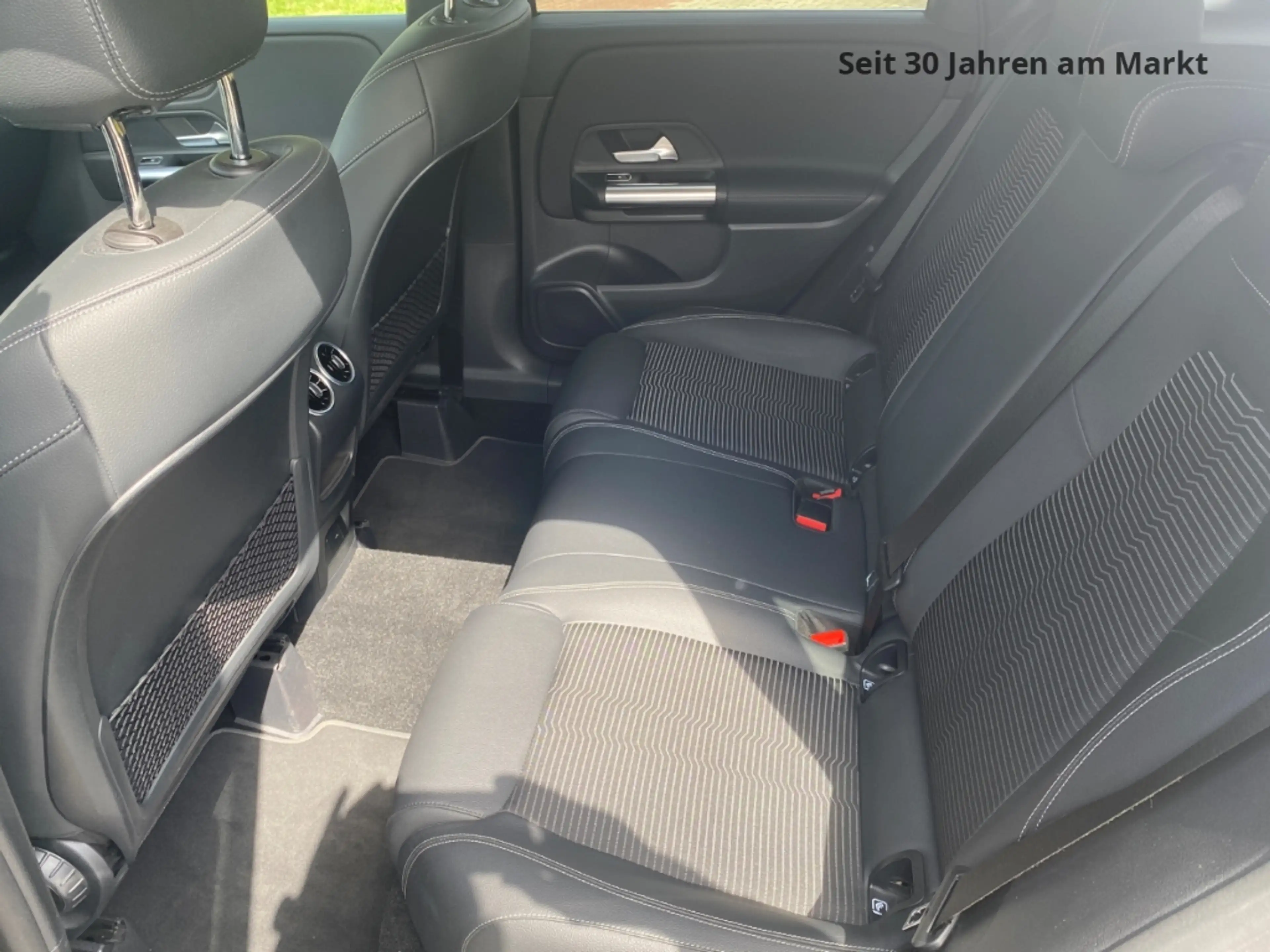 Mercedes-Benz B 250 E, LED, SH, PDC, Navi, WKR,1.Hand, Kamera, Alus, — photo 9