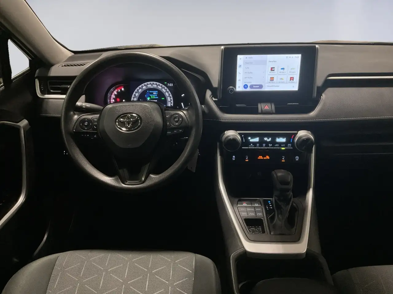 Toyota RAV 4 снимка Toyota RAV 4