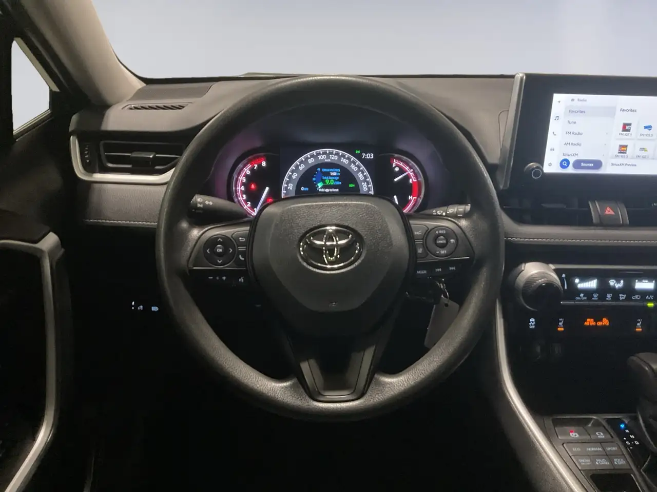 Toyota RAV 4 снимка Toyota RAV 4
