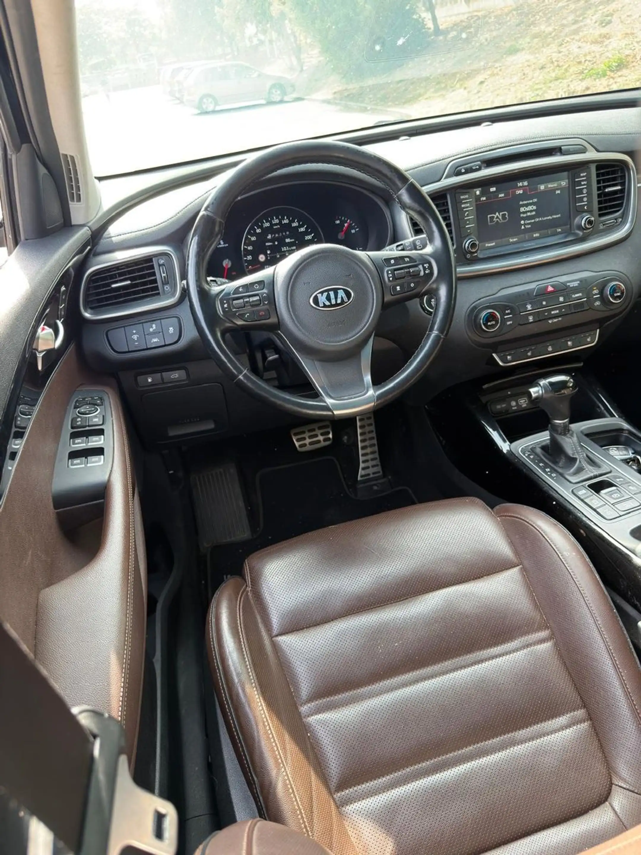 Kia Sorento Platinum Edition 4WD/360°/AHK/Pano/Xenon — photo 13