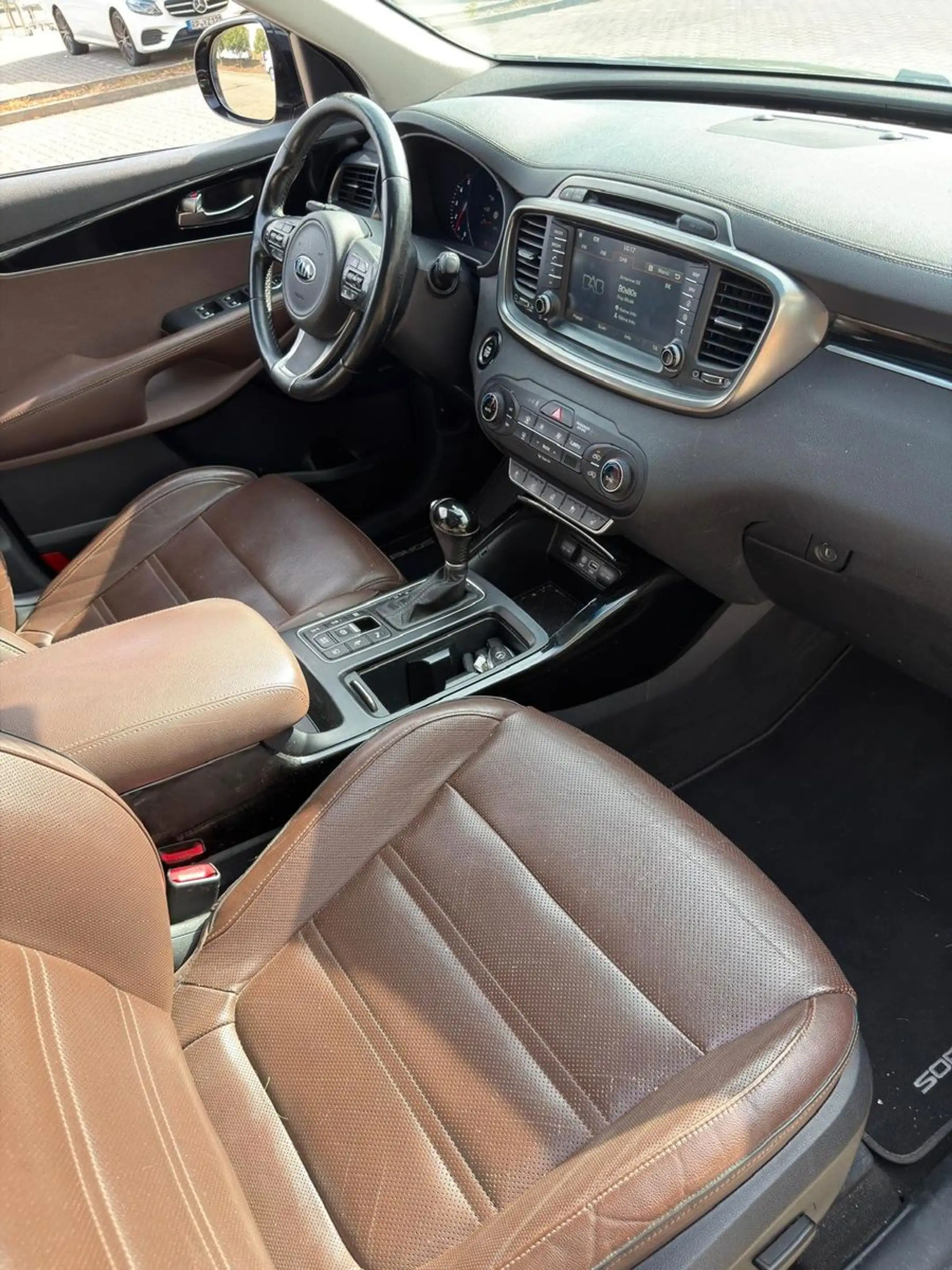 Kia Sorento Platinum Edition 4WD/360°/AHK/Pano/Xenon — photo 15