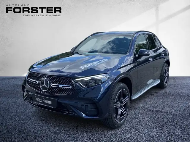 Mercedes-Benz GLC 300 e 4MATIC AMG Pano Night FAP Distr MBUX Ansicht 2